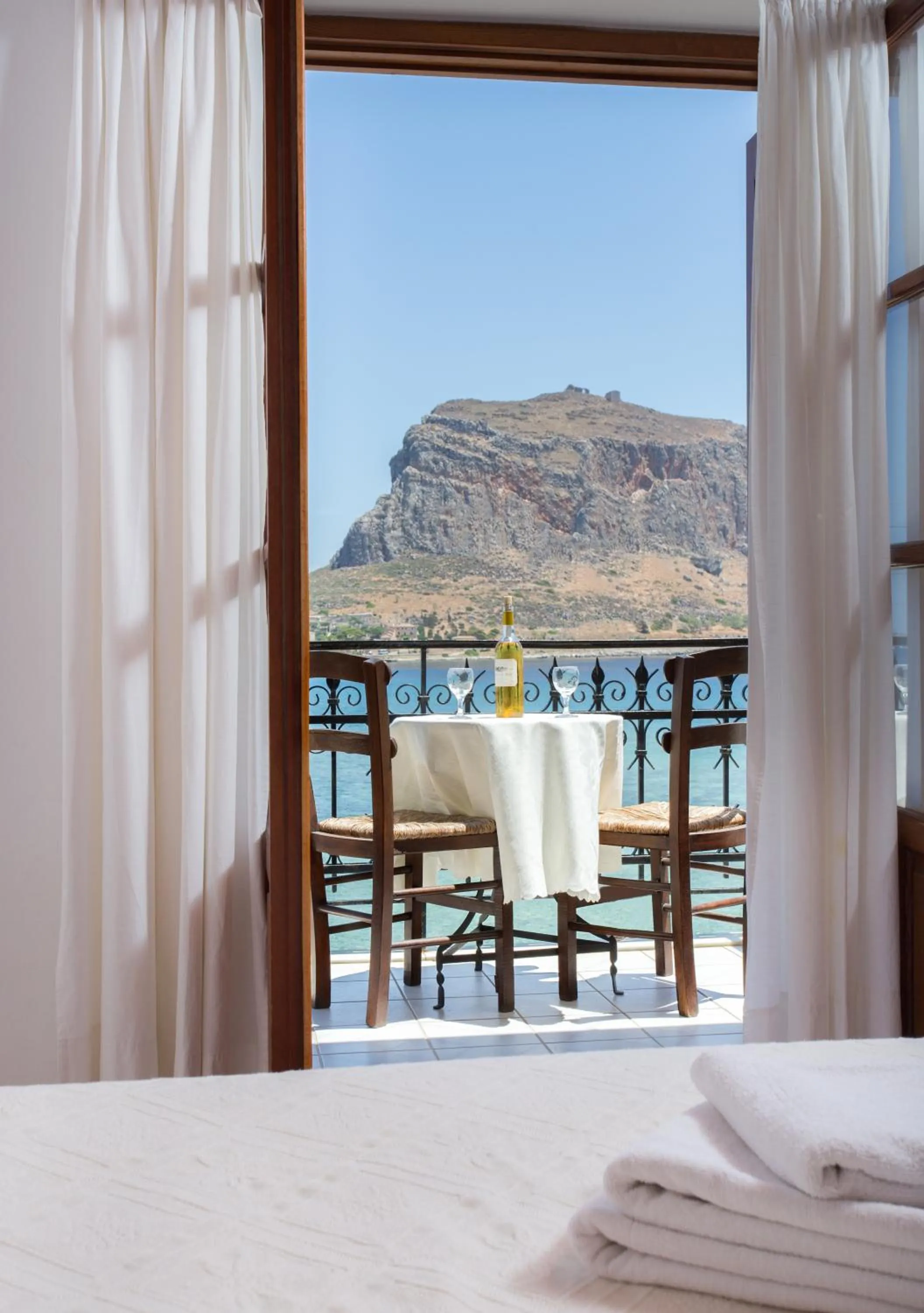 Balcony/Terrace, Bed in Petrino Guesthouse