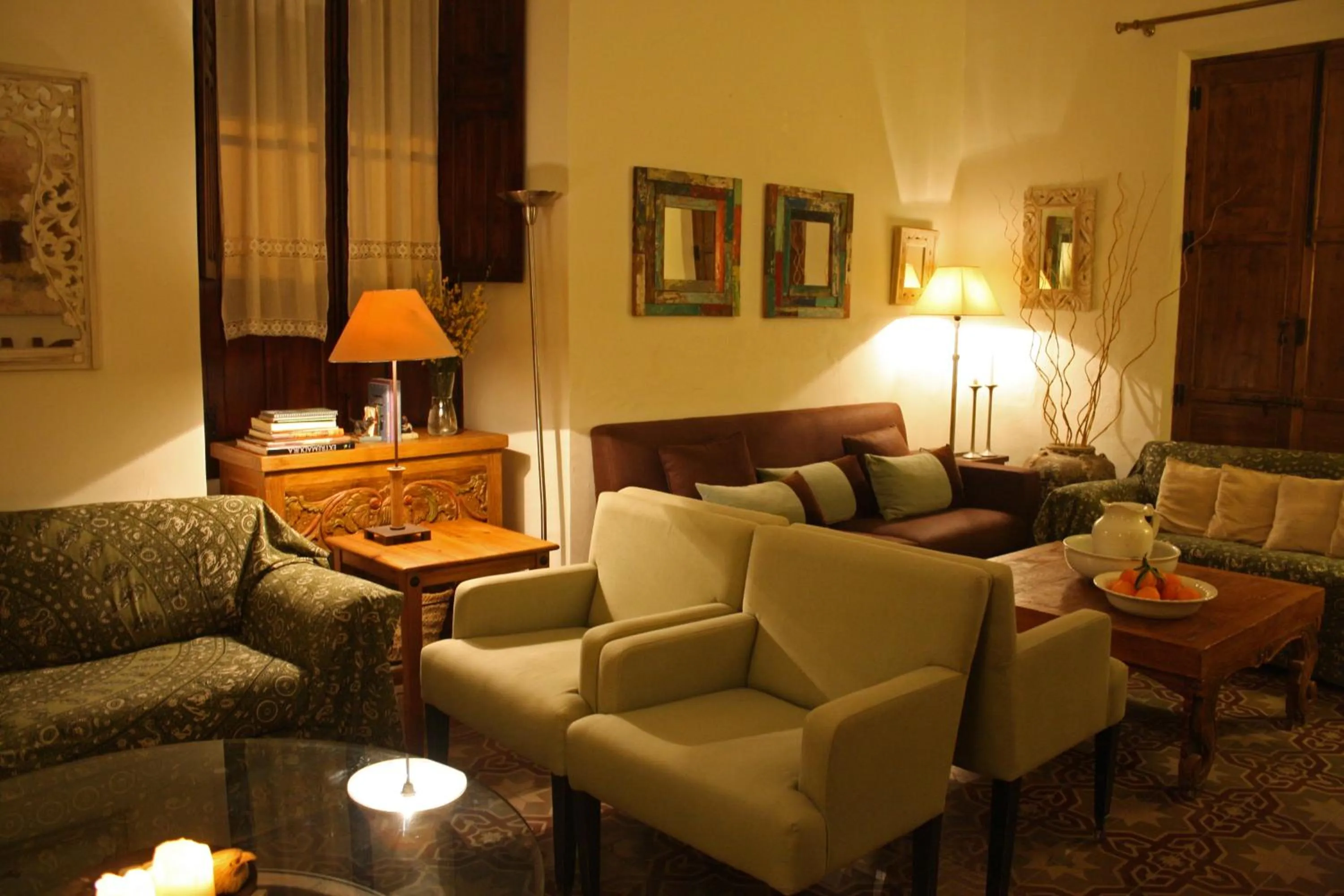 Communal lounge/ TV room in Casa Rural El Aguila