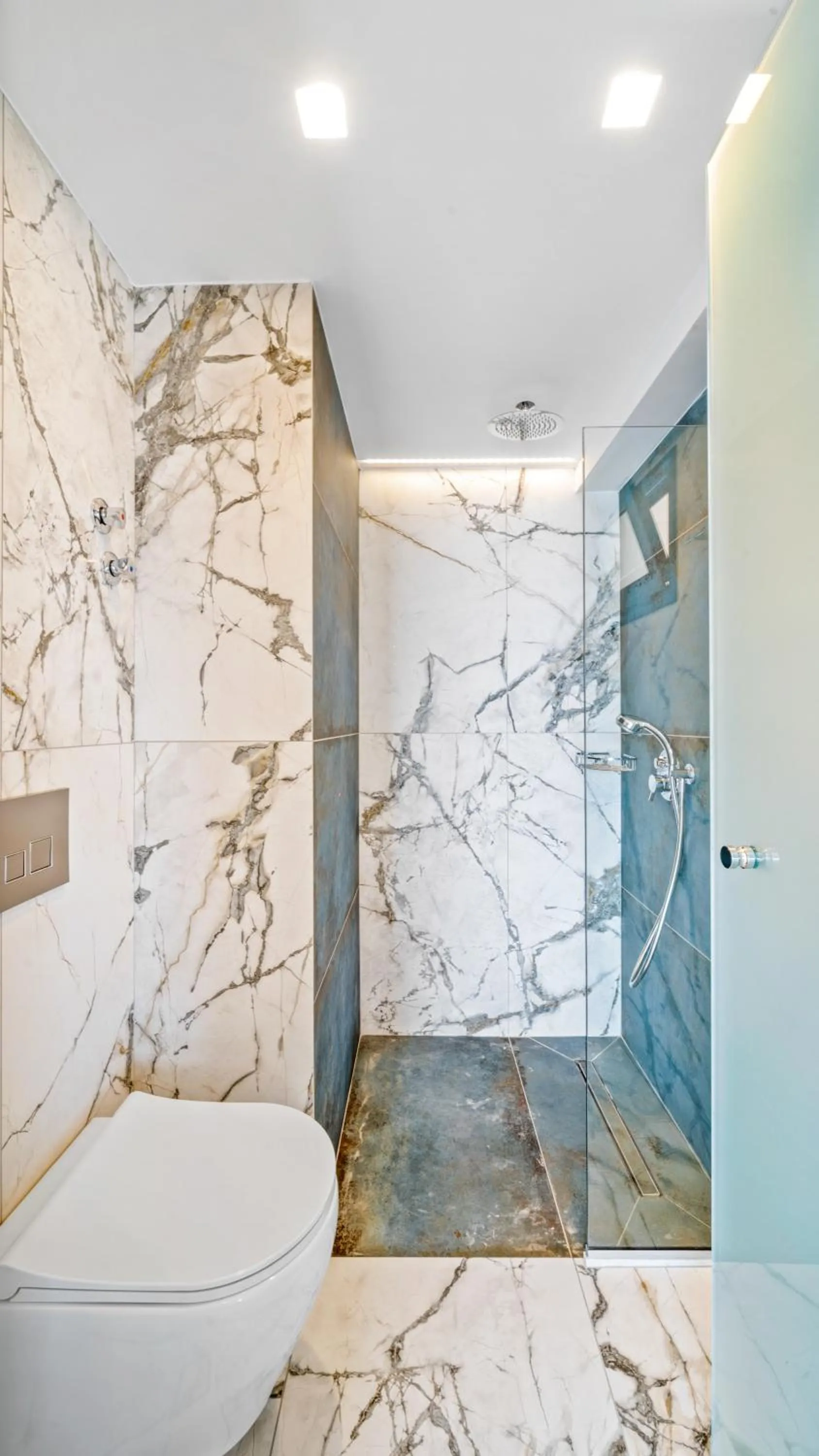 Shower in Pyrgos Beach Hotel Apartments