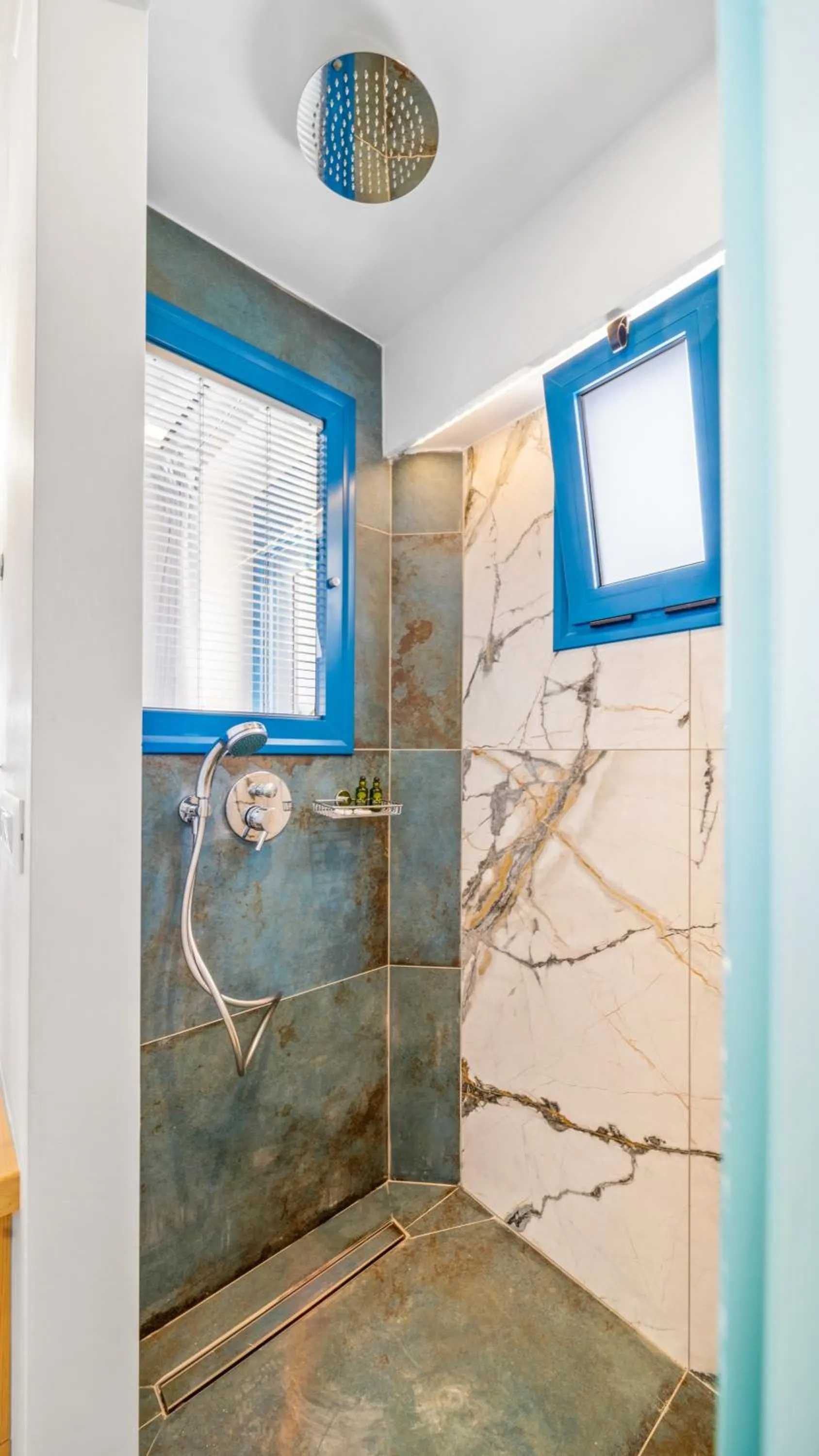 Shower in Pyrgos Beach Hotel Apartments