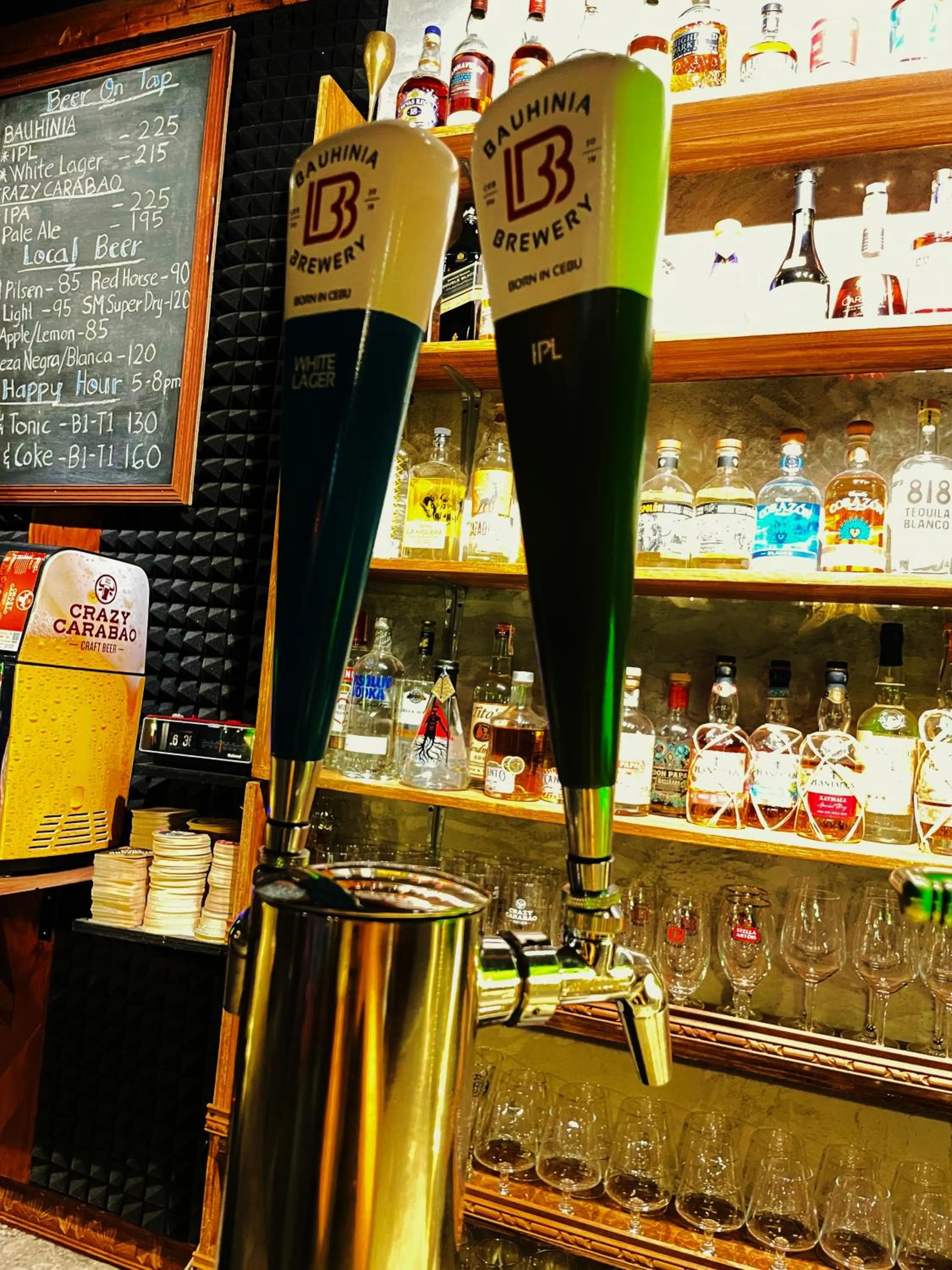 Lounge or bar in Alona Pawikan