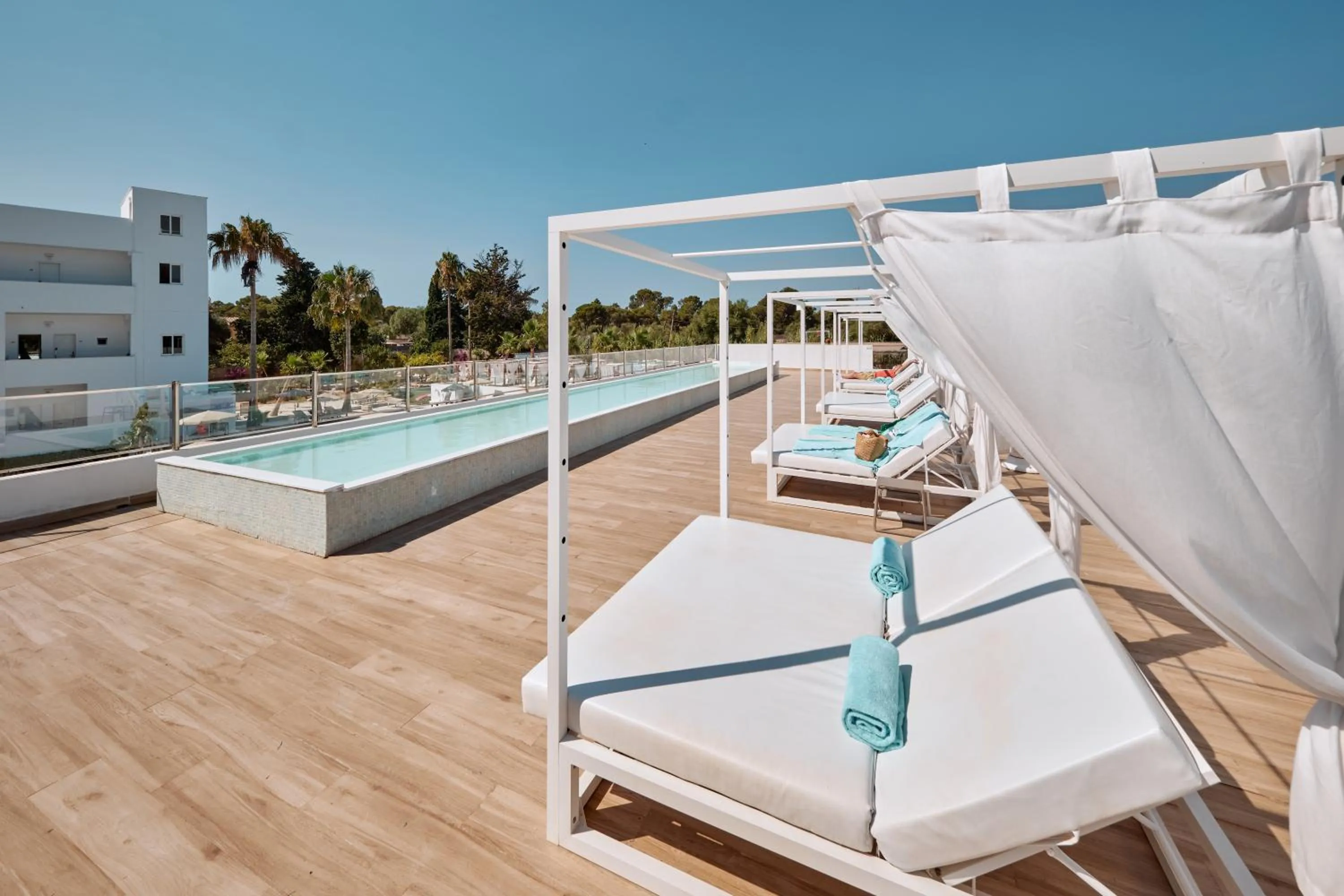 Swimming pool in Hotel Ankaa - Adults Only