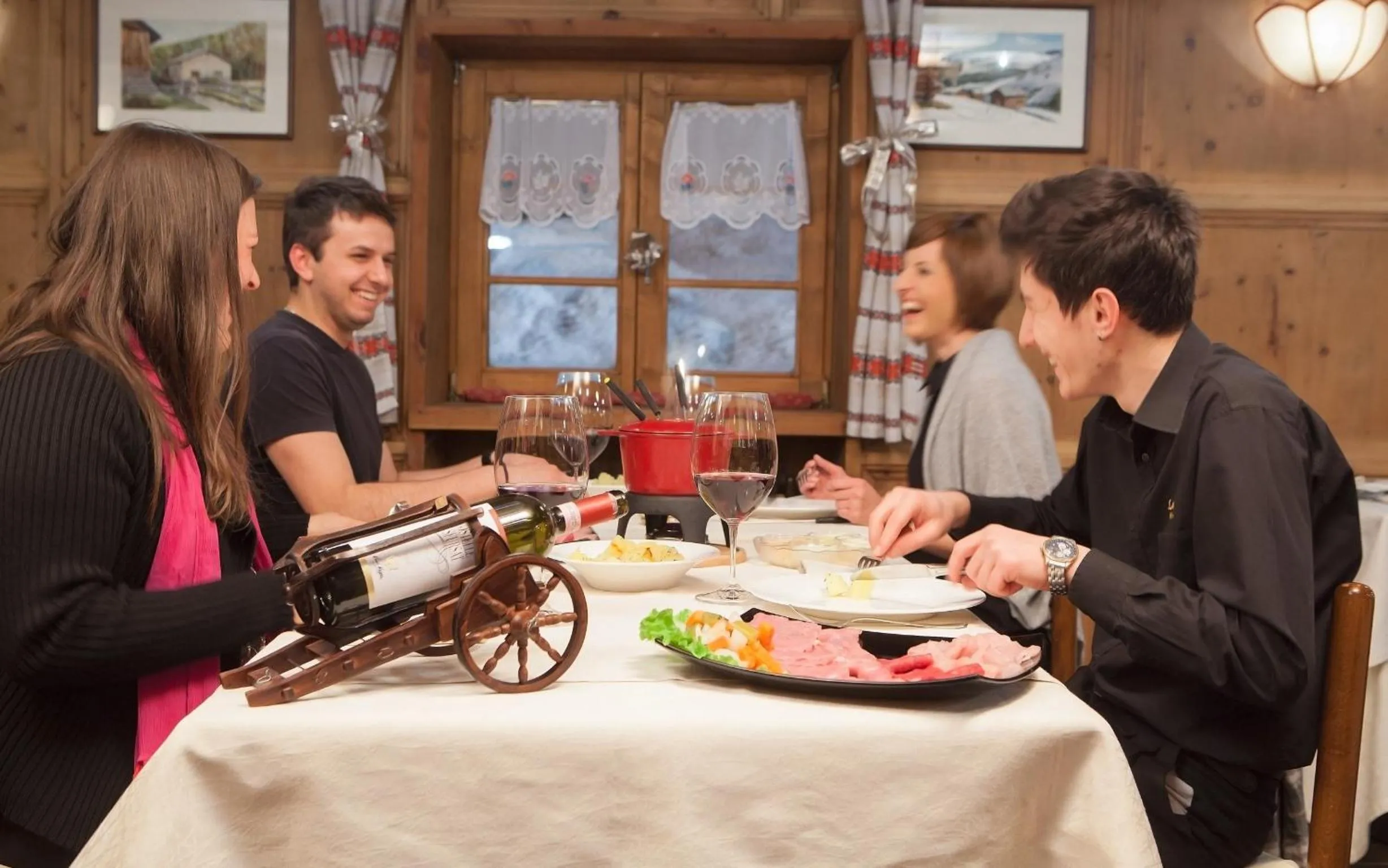 Restaurant/places to eat in Hotel Margherita