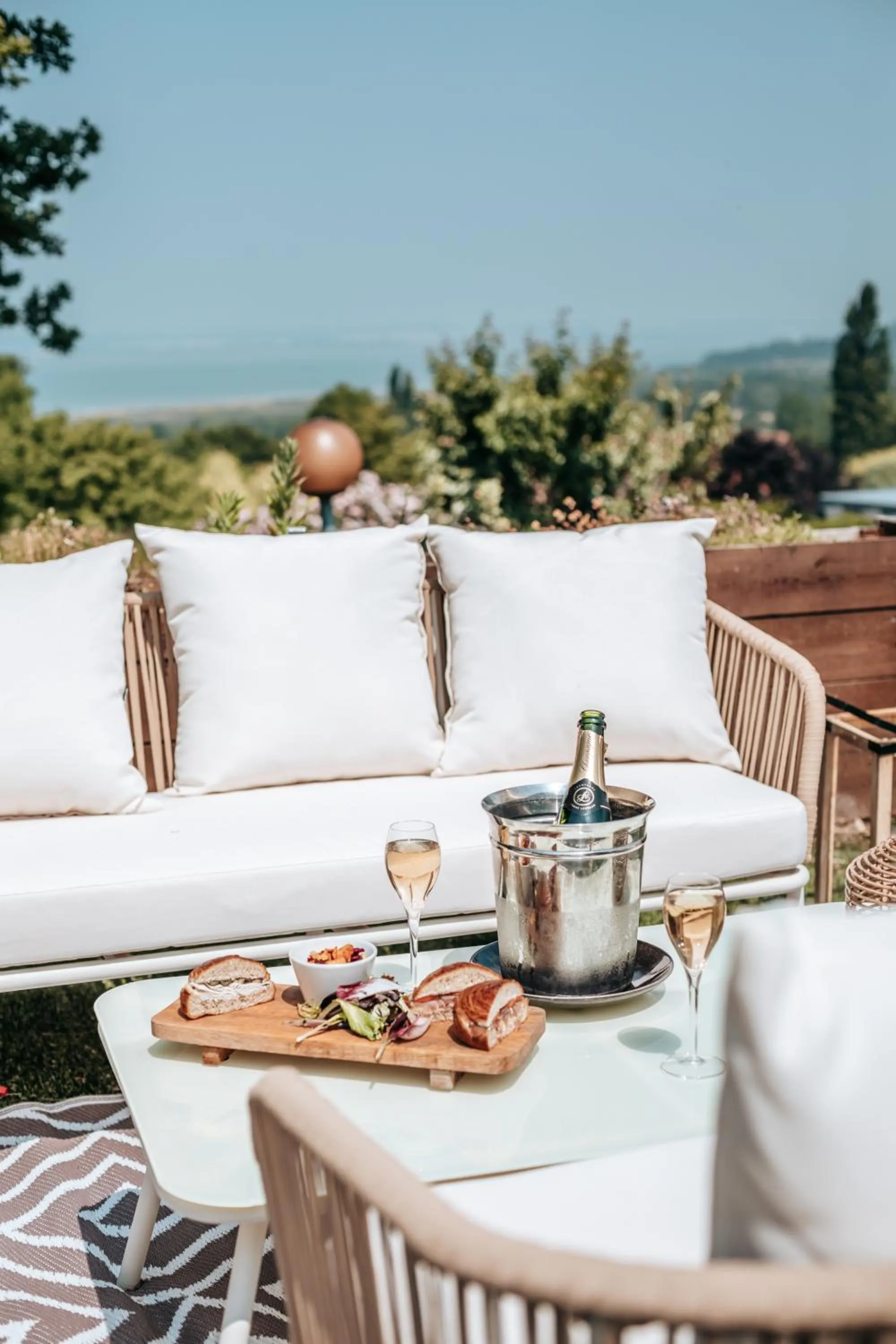 Restaurant/places to eat in Hôtel Le Romantica