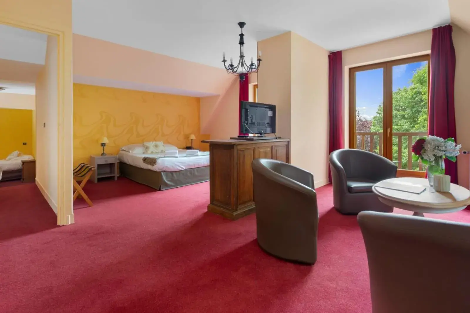 Duplex Quadruple Room in Hôtel Le Romantica Duplex Quadruple Room in Hôtel Le Romantica