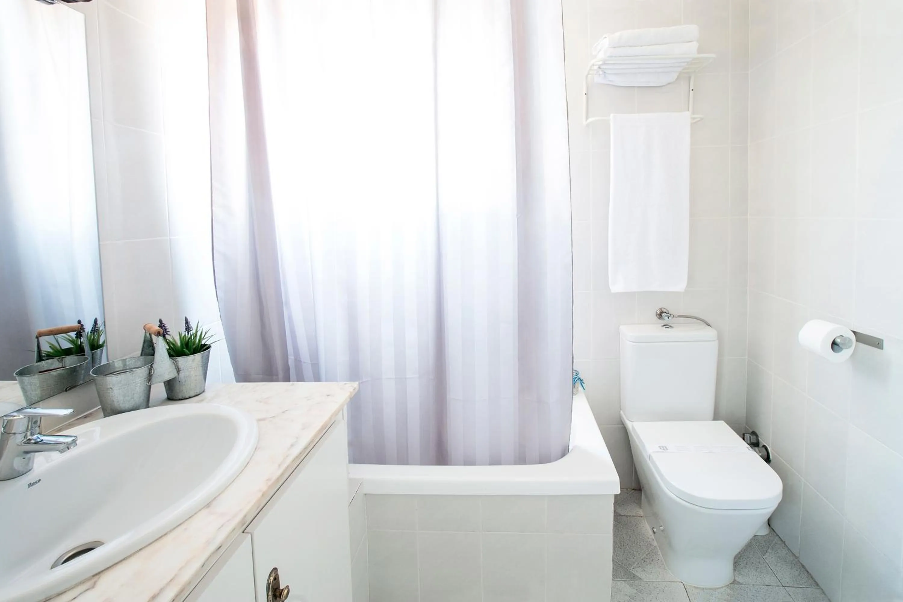 Other in Hotel Canada