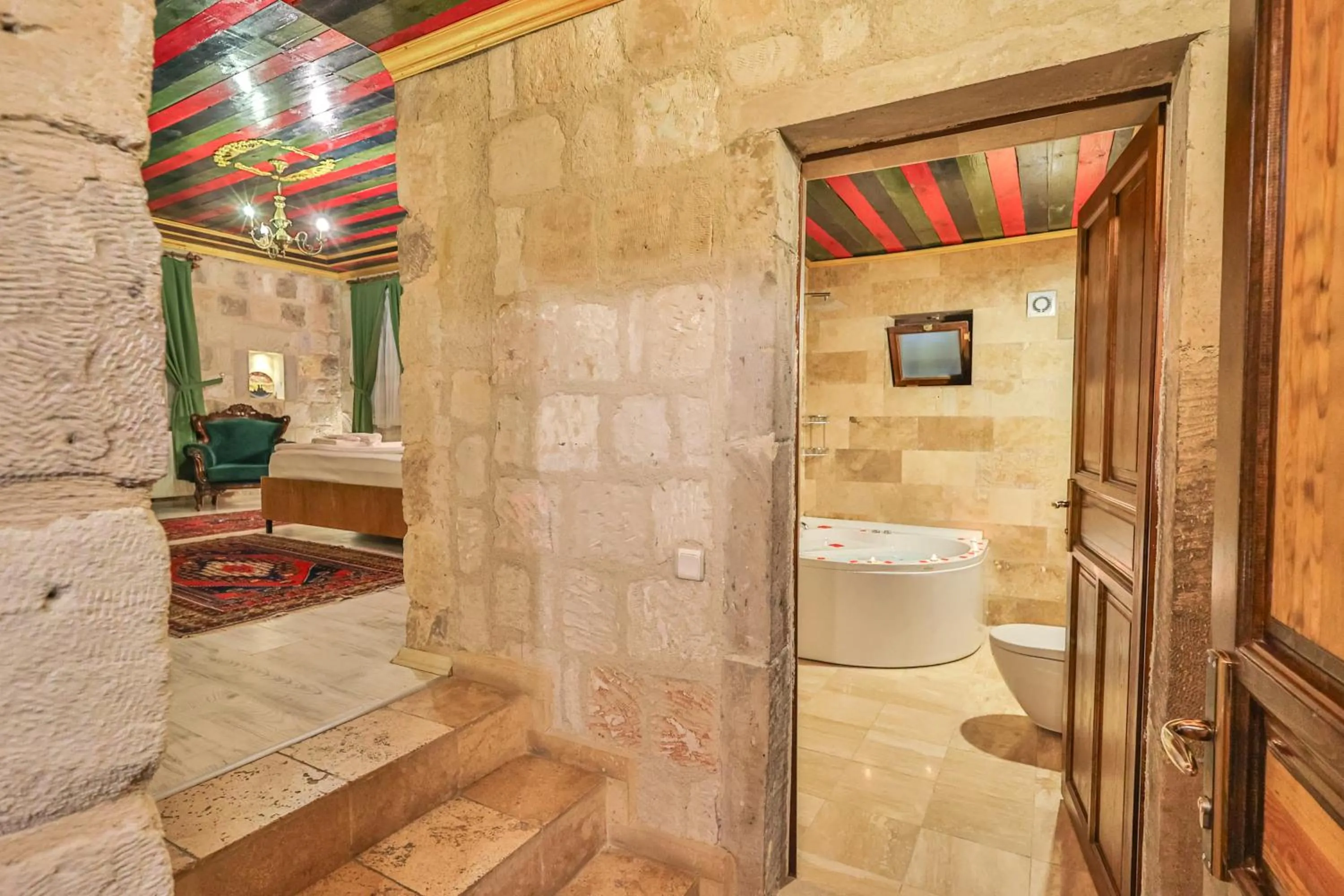 Bathroom in Bedrock Cave Hotel