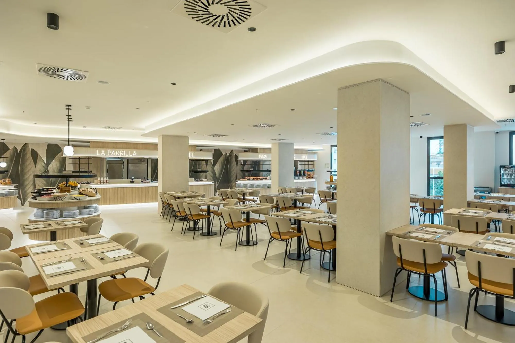 Restaurant/places to eat in Hotel RH Arena - Todo Incluido