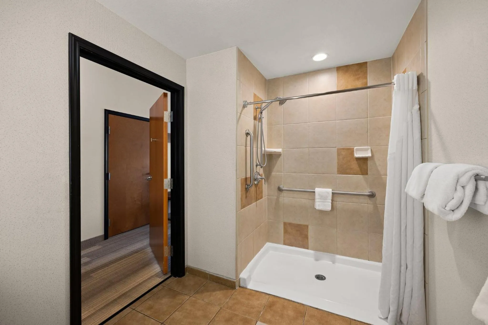 Photo of the whole room in Holiday Inn Express Hotel & Suites Limon I-70/Exit 359 by IHG