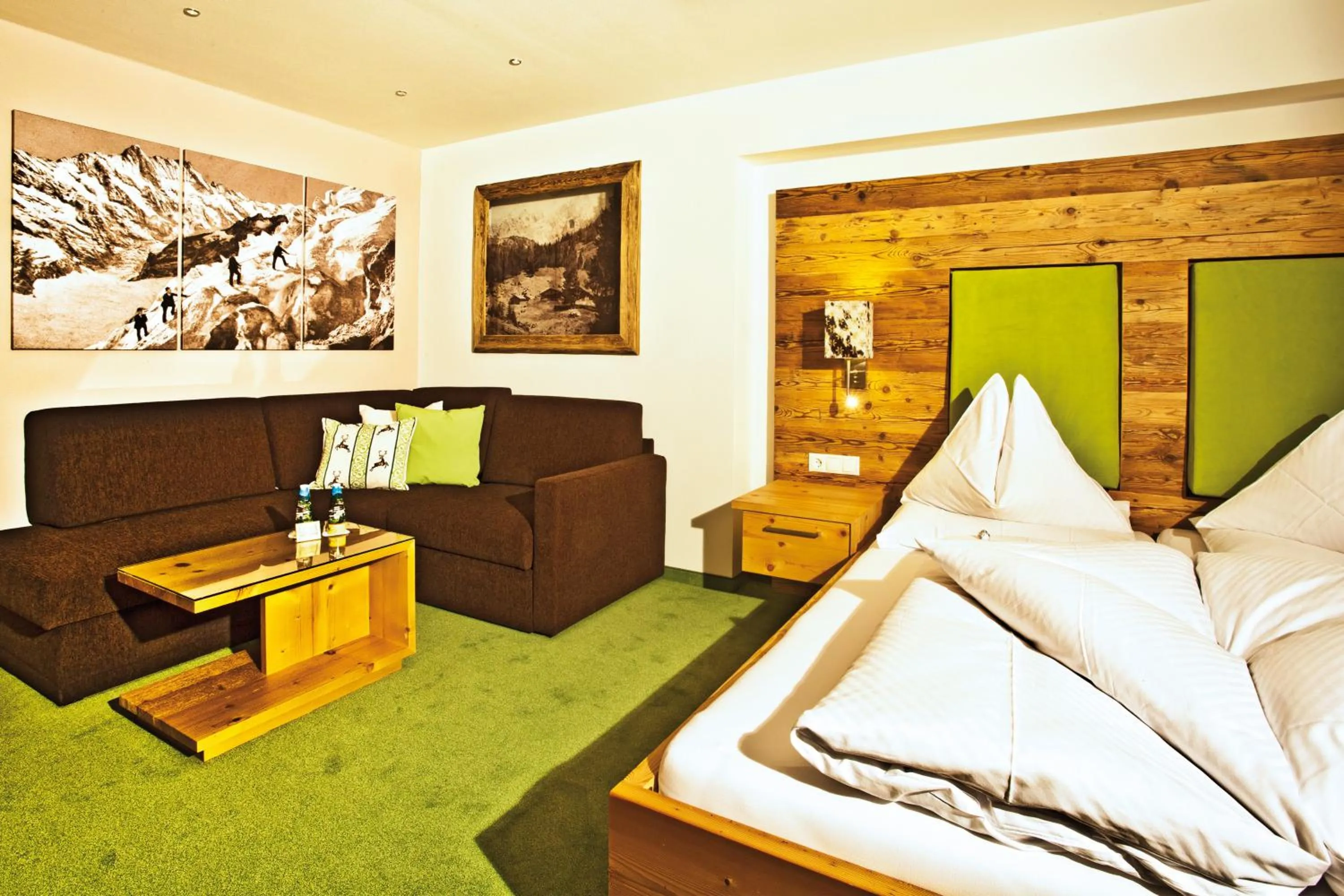 Bed in Landhotel Alpenhof Filzmoos