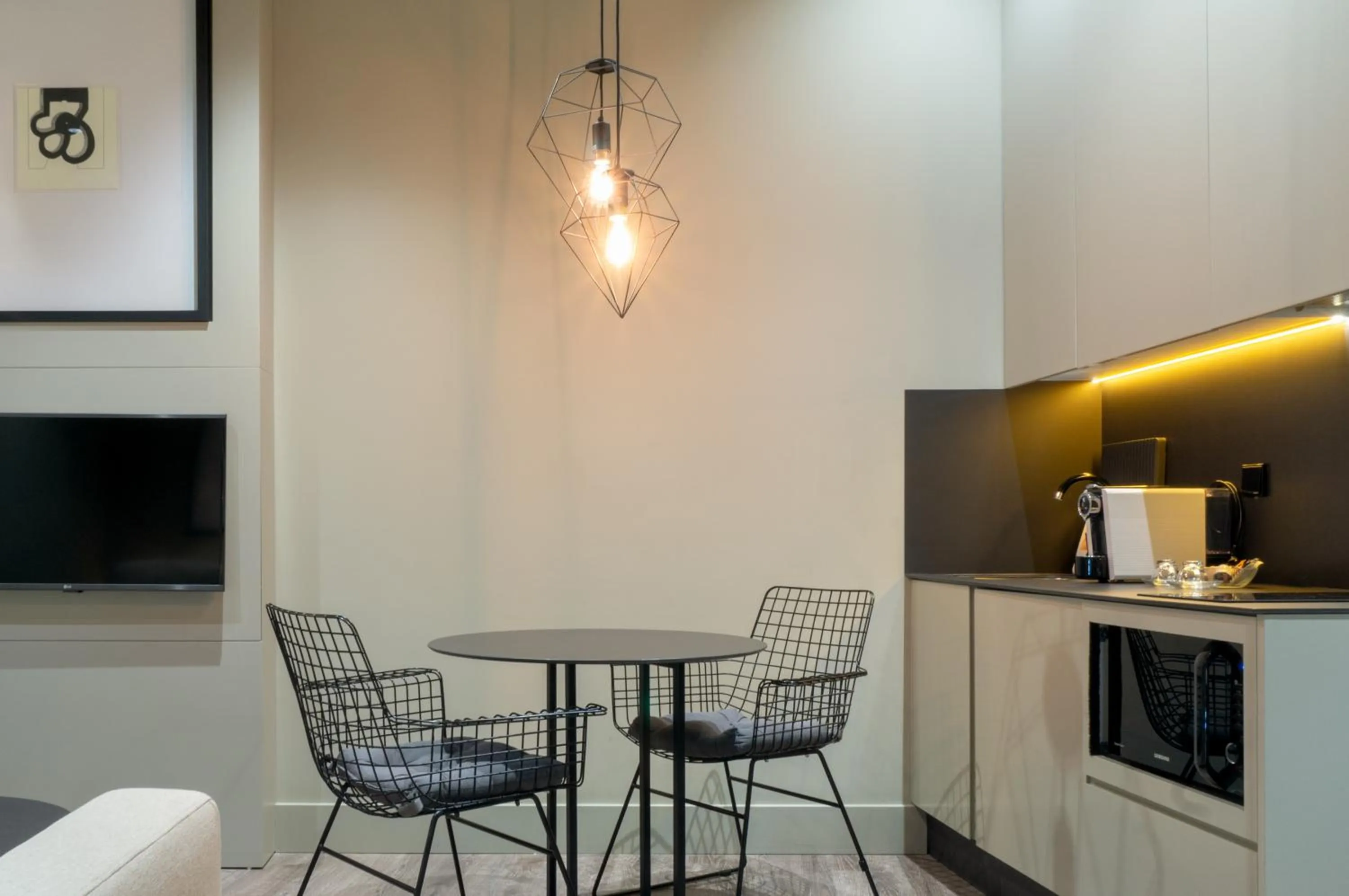 TV and multimedia in The Valentia Cabillers