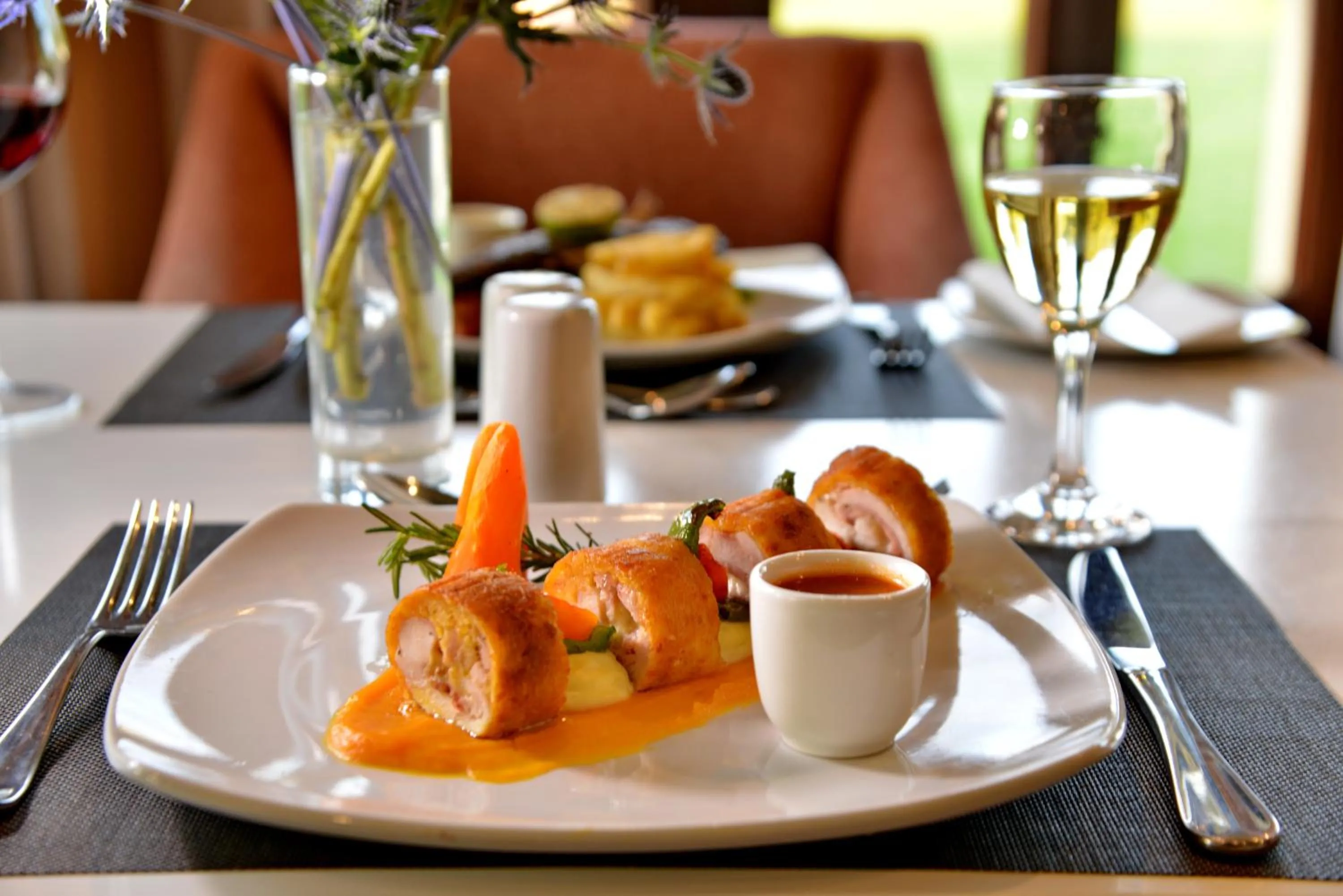 Food and drinks in Troutbeck Resort