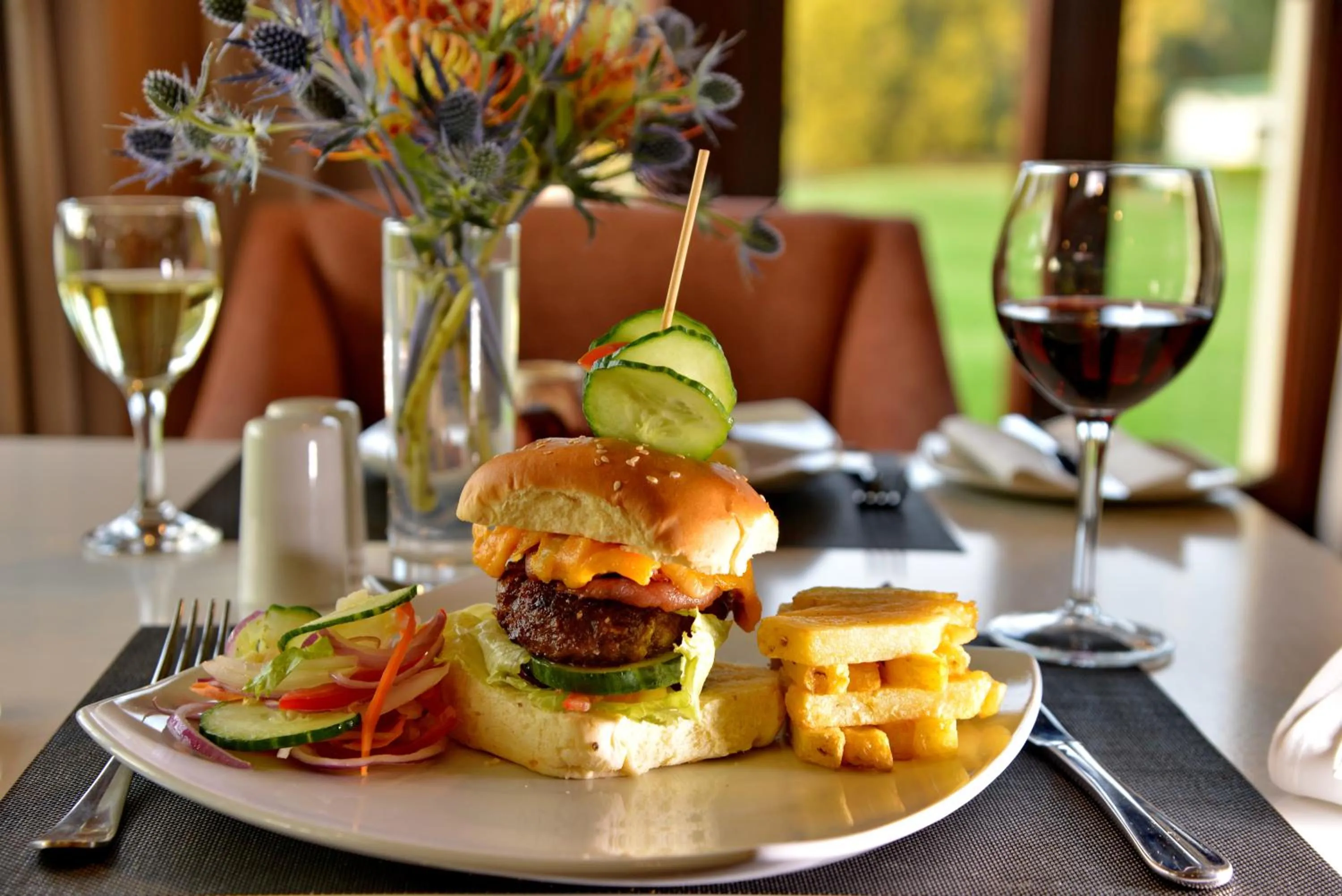 Food and drinks in Troutbeck Resort