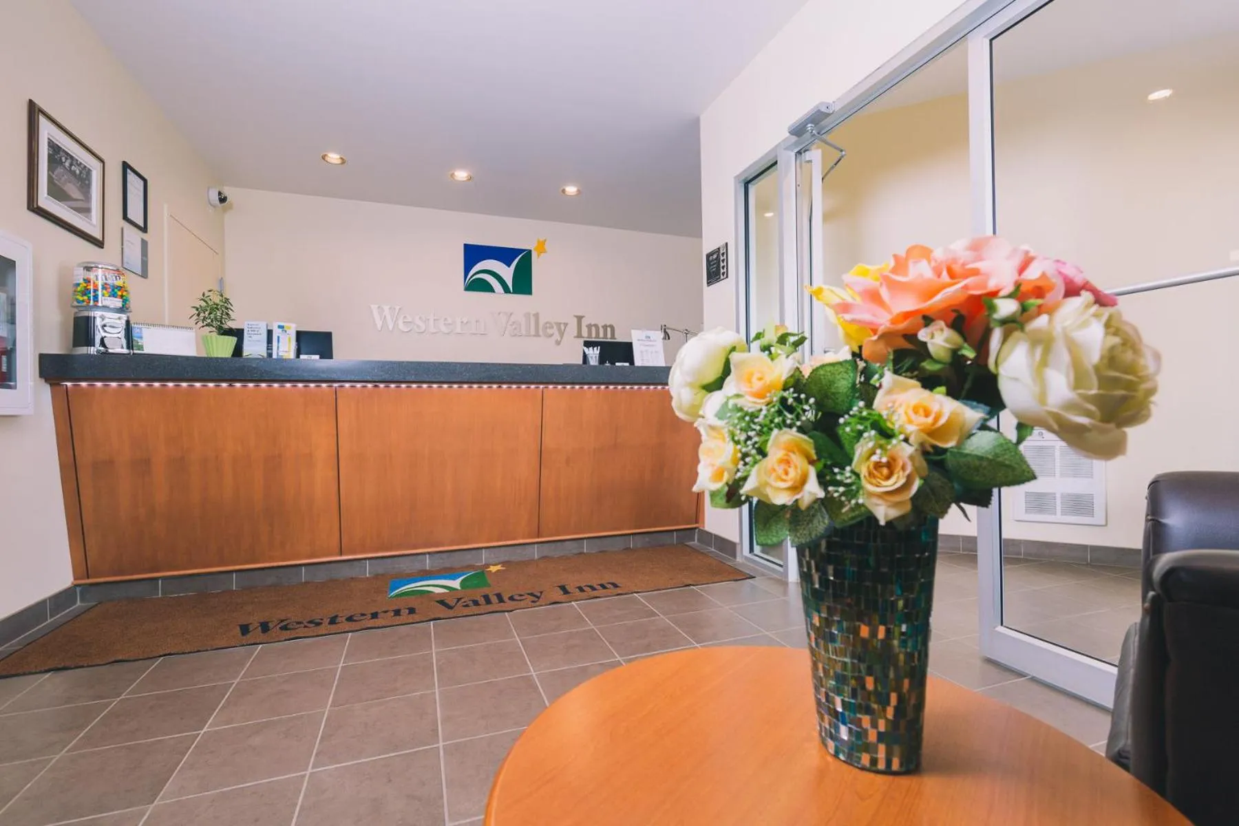 Lobby or reception in Western Valley Inn