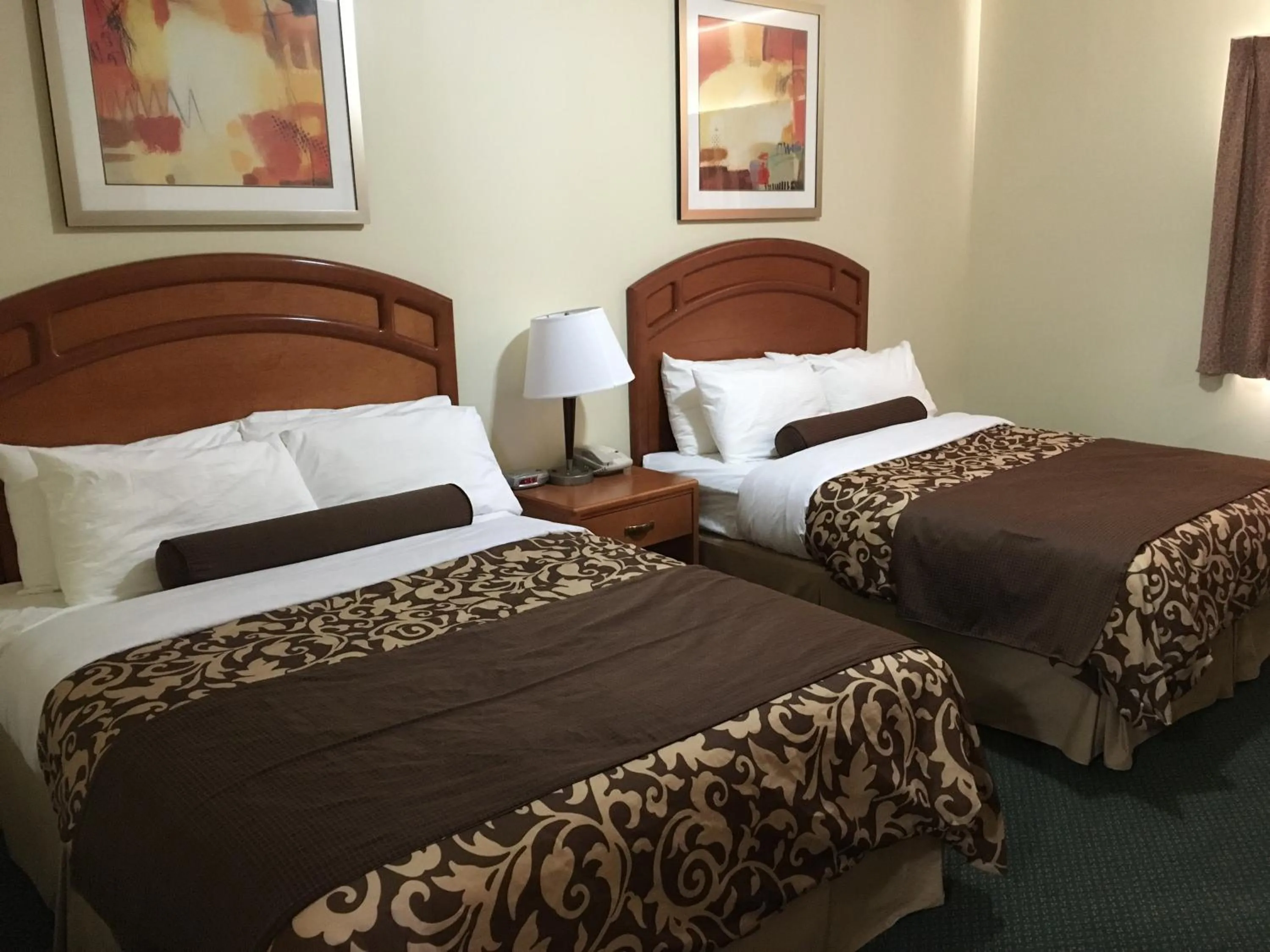 Photo of the whole room, Bed in Western Valley Inn