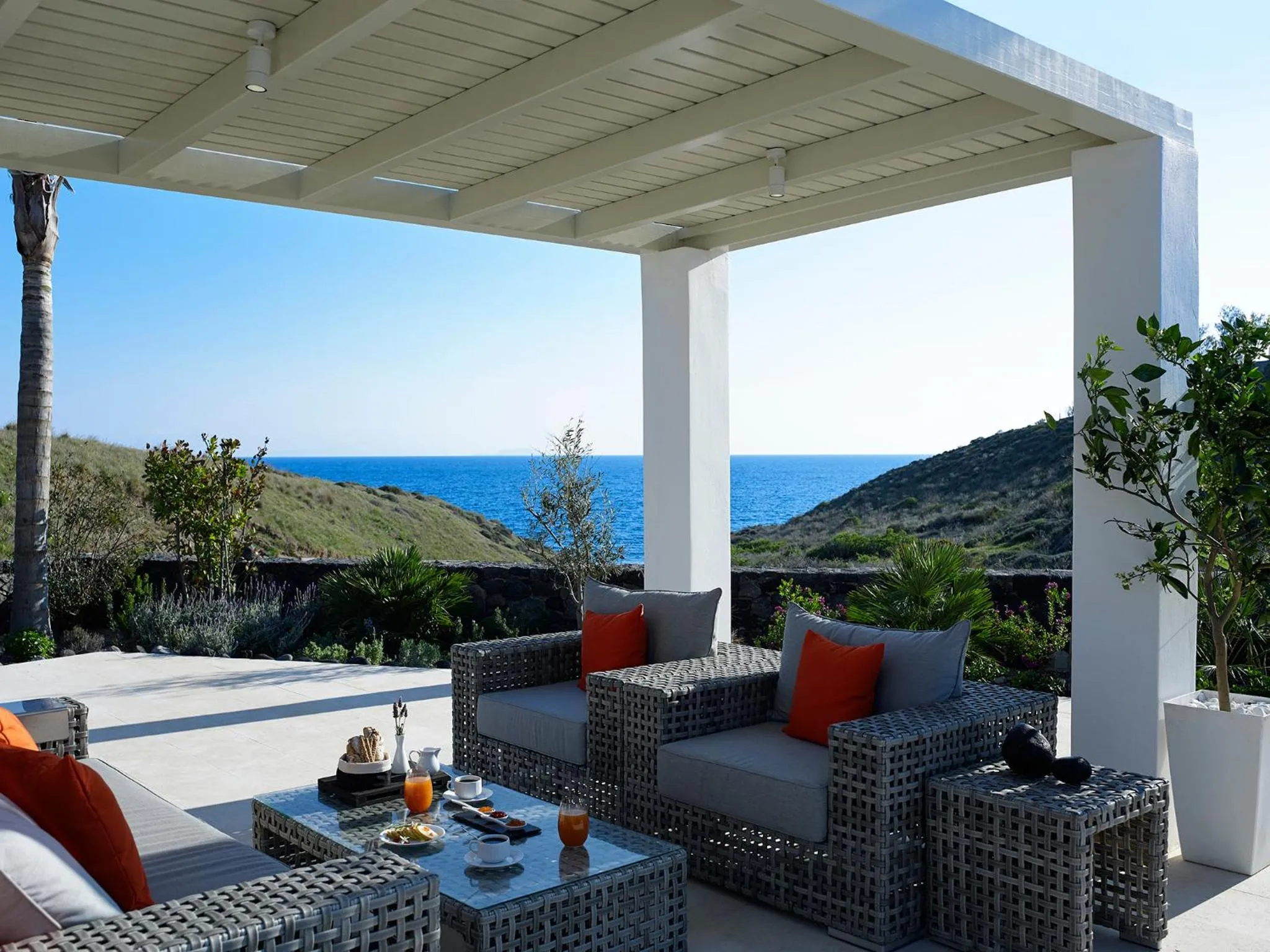 Garden in Aurora Santorini