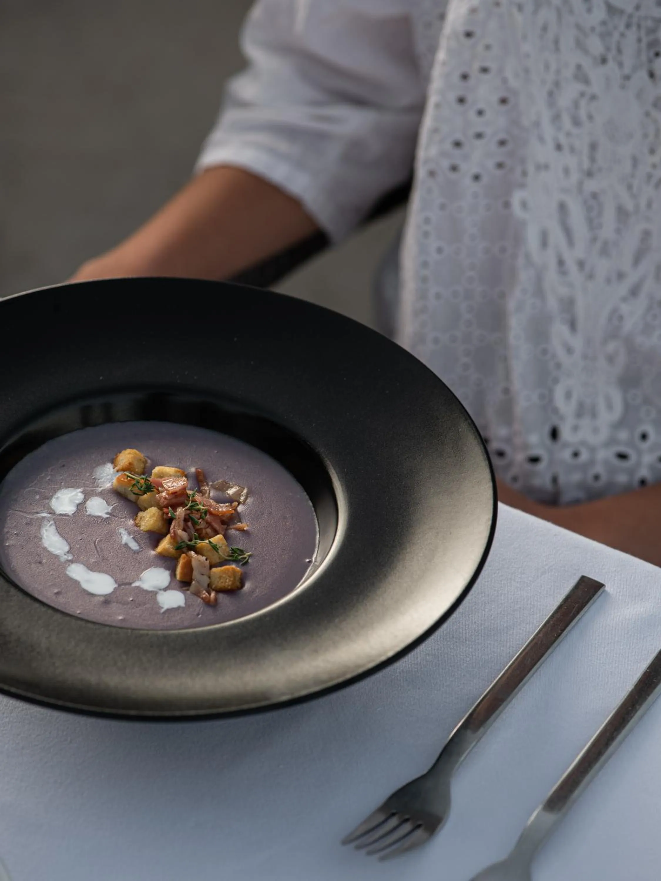 Restaurant/places to eat in Aurora Santorini