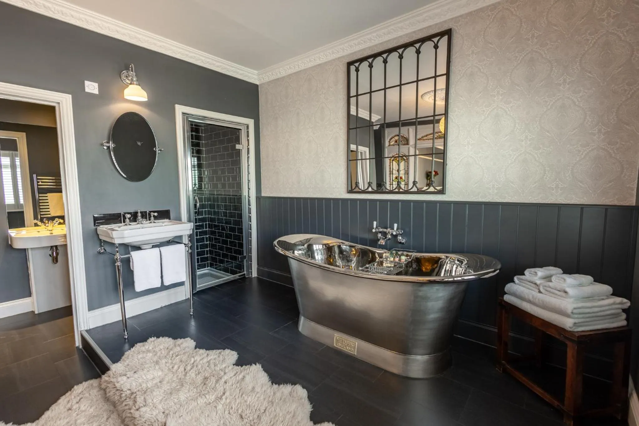 Bathroom in 38 St Giles