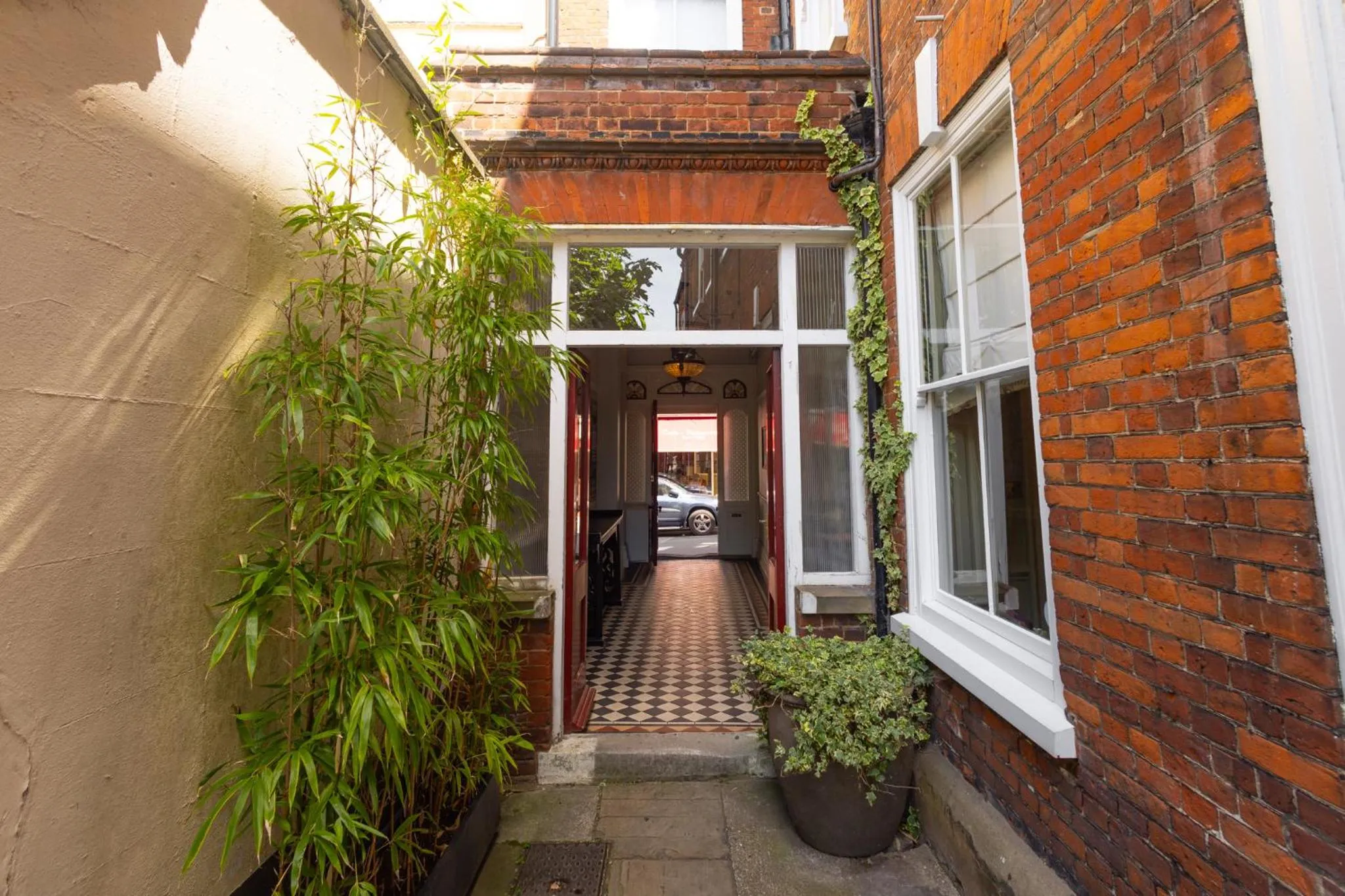 Lobby or reception in 38 St Giles