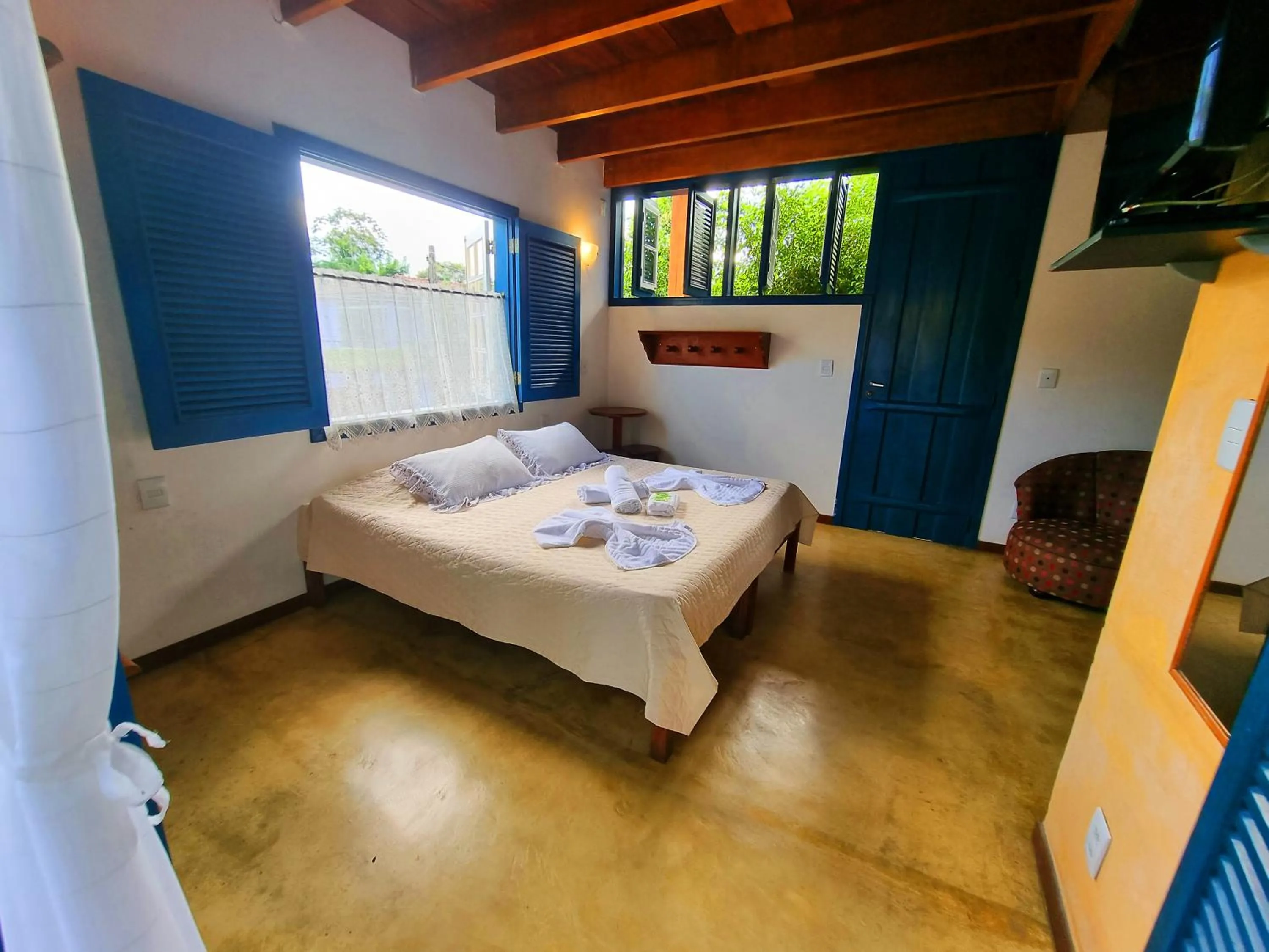 Photo of the whole room, Bed in Pousada Rumo dos Ventos