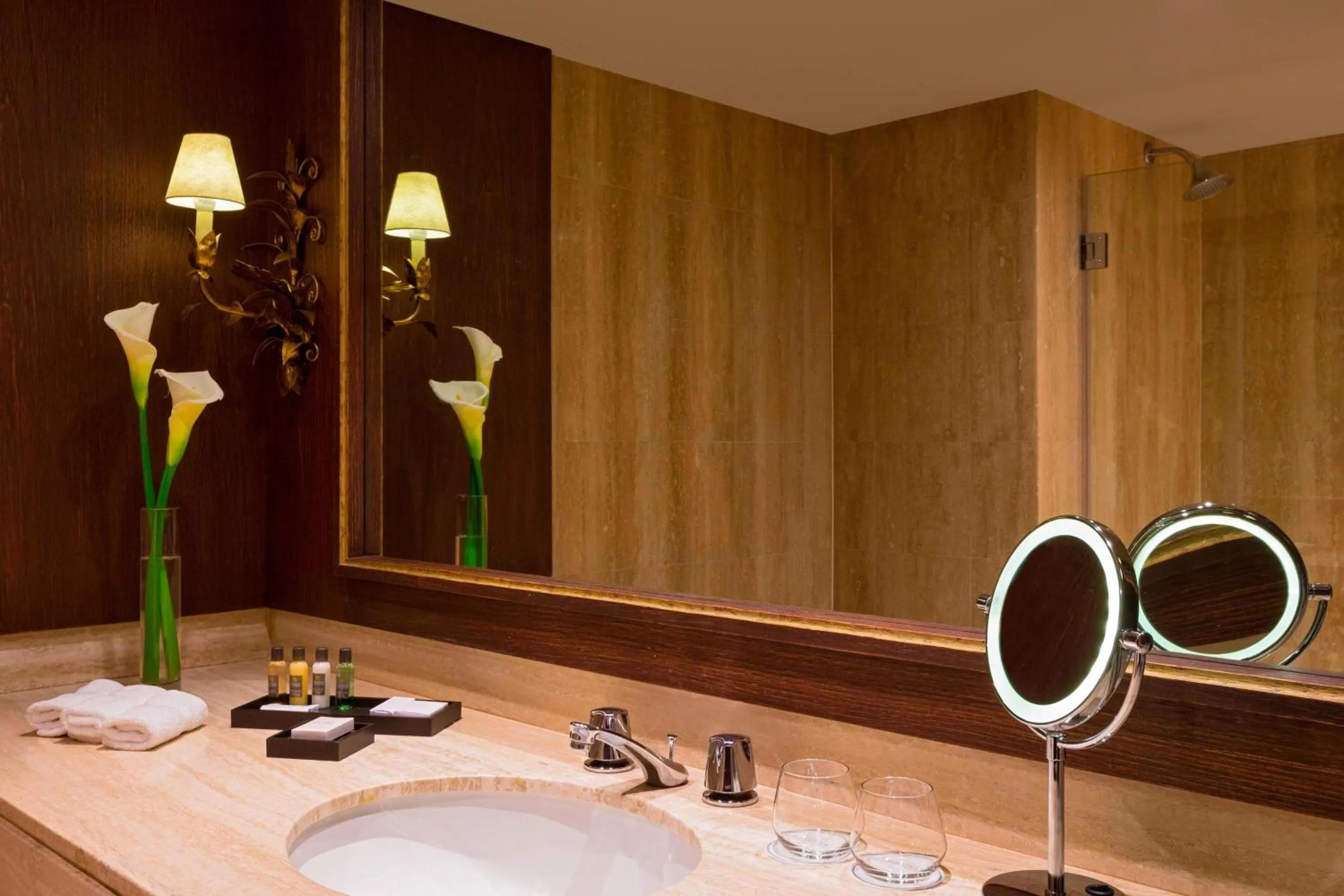 Bathroom in Palacio del Inka, a Luxury Collection Hotel, Cusco