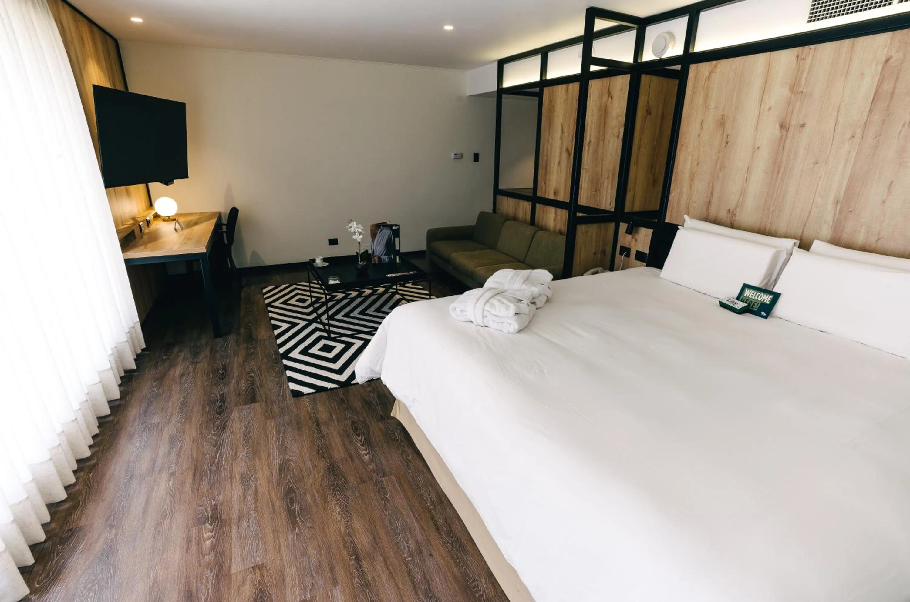 TV and multimedia, Bed in BTH Hotel Lima Golf