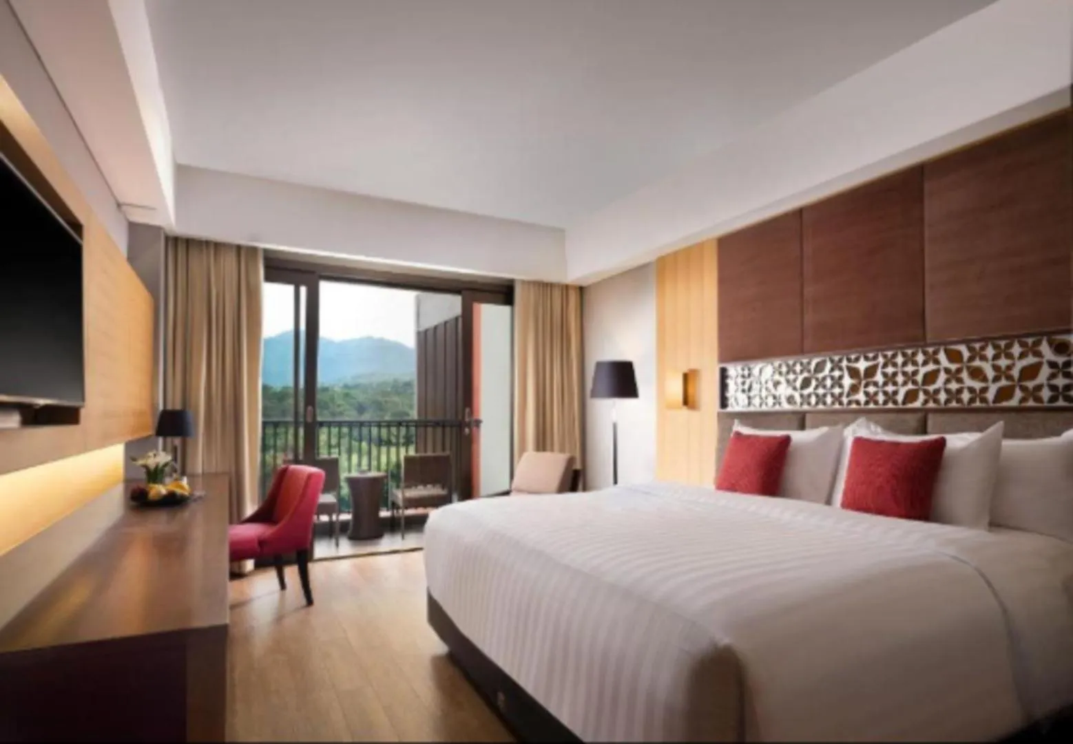 Bedroom, Bed in Aston Sentul Lake Resort & Conference Center