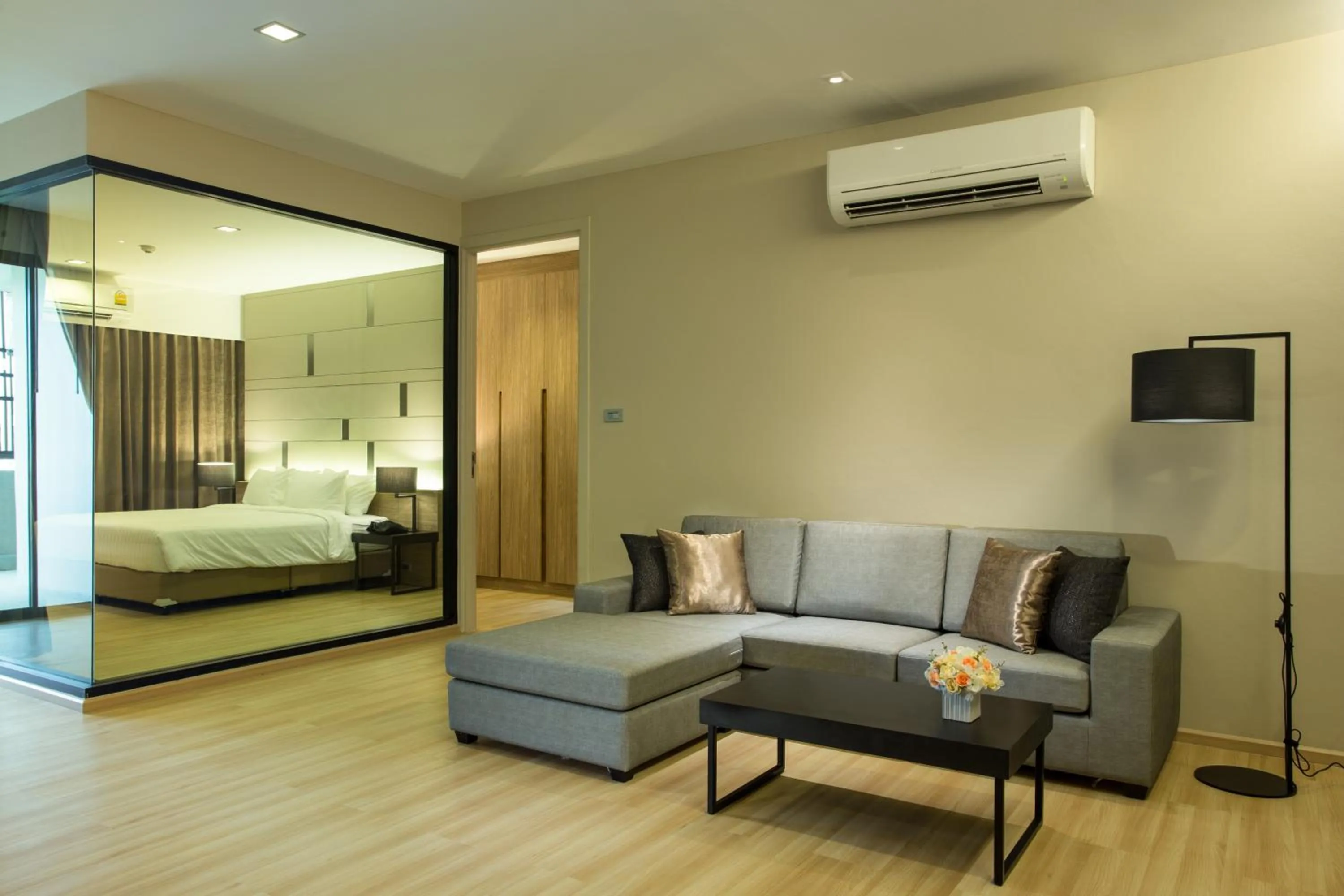 Living room, Bed in Hyde Park Chiangmai