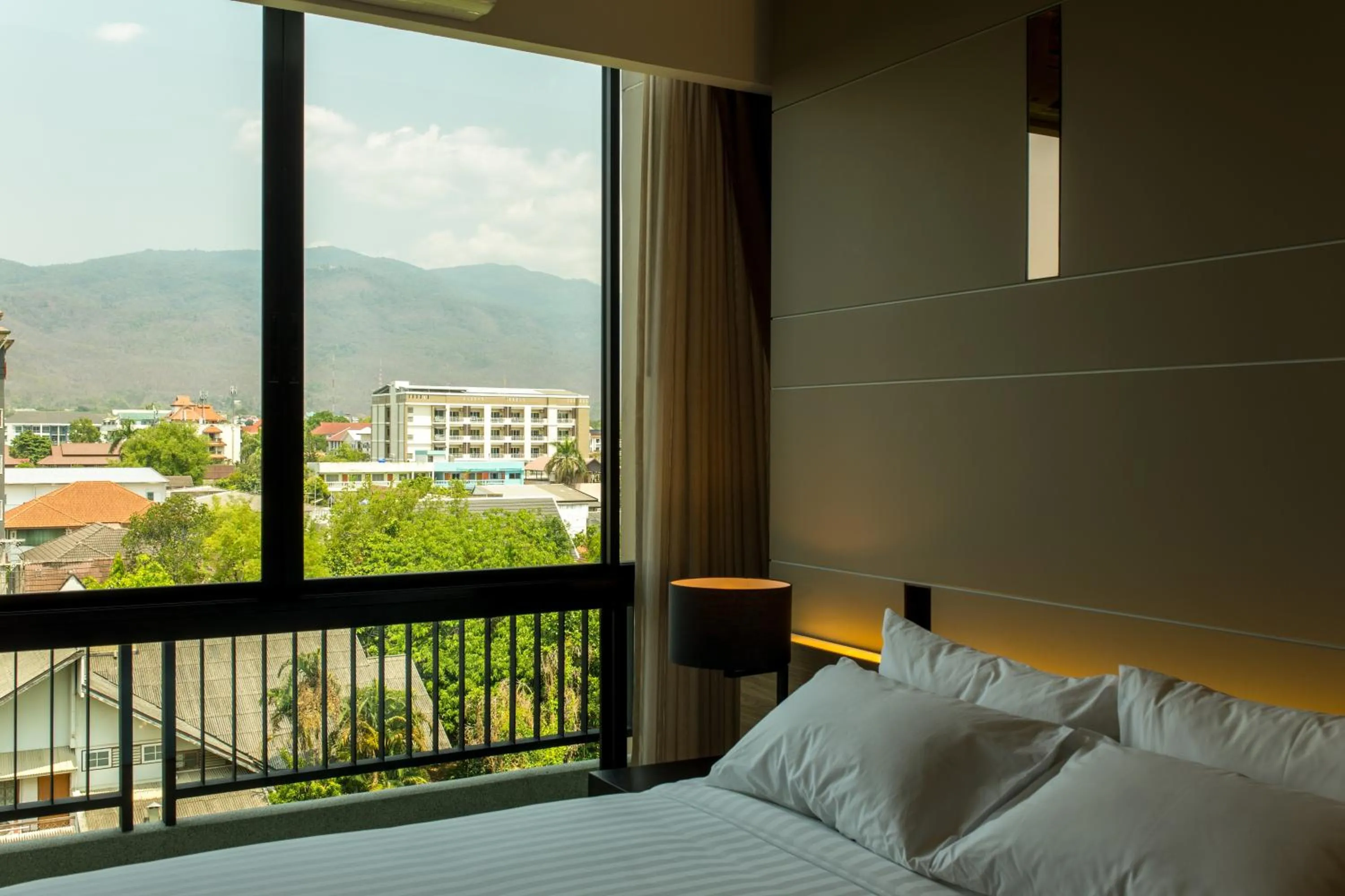 Bed in Hyde Park Chiangmai