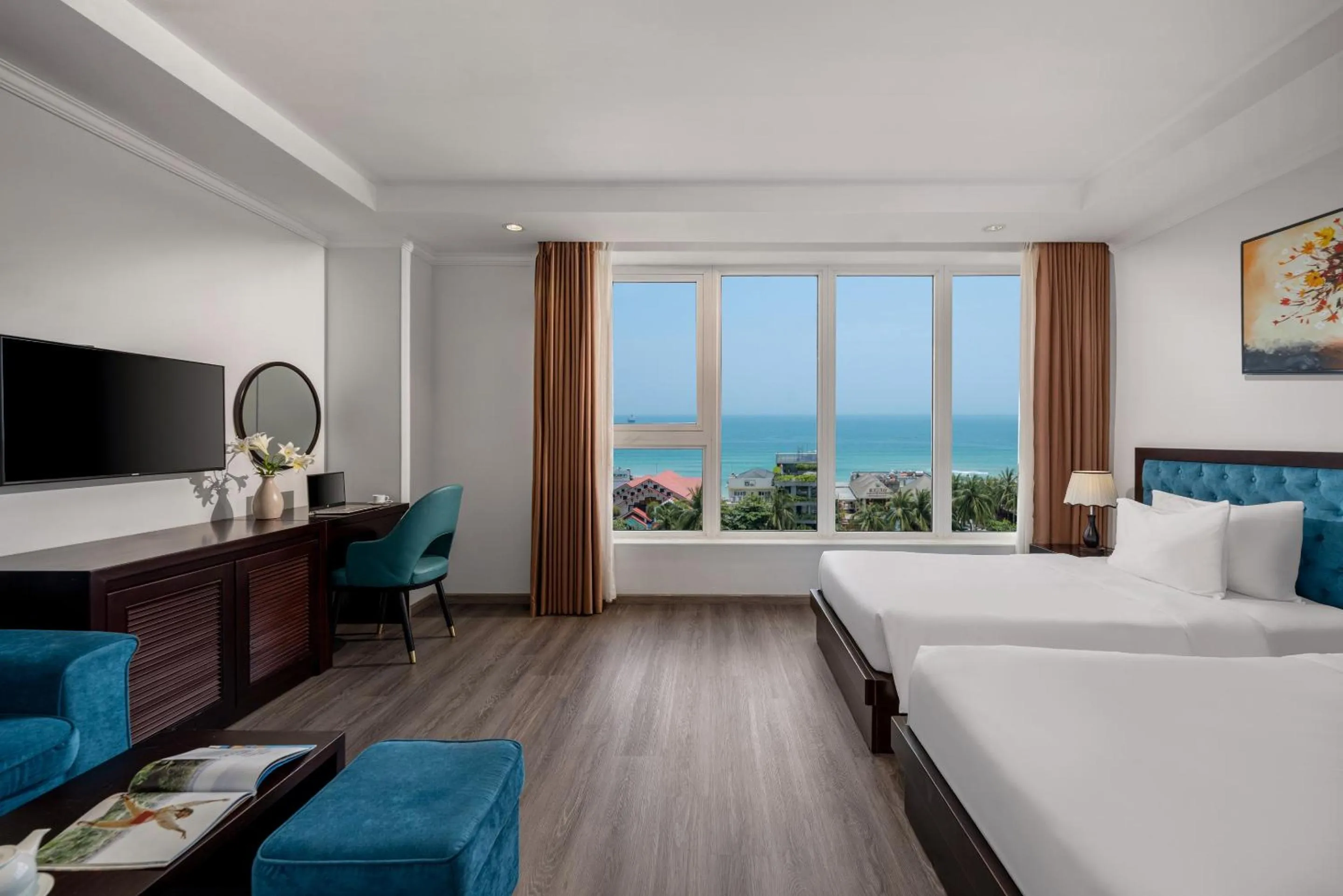 Studio Twin Ocean View - Afternoon Tea Included in BlueSun Danang Beach Hotel