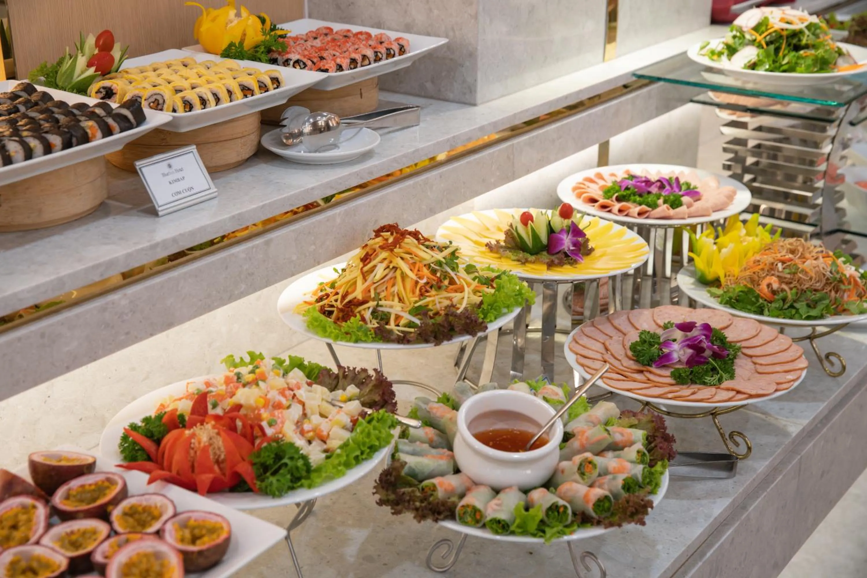 Food and drinks in BlueSun Danang Beach Hotel