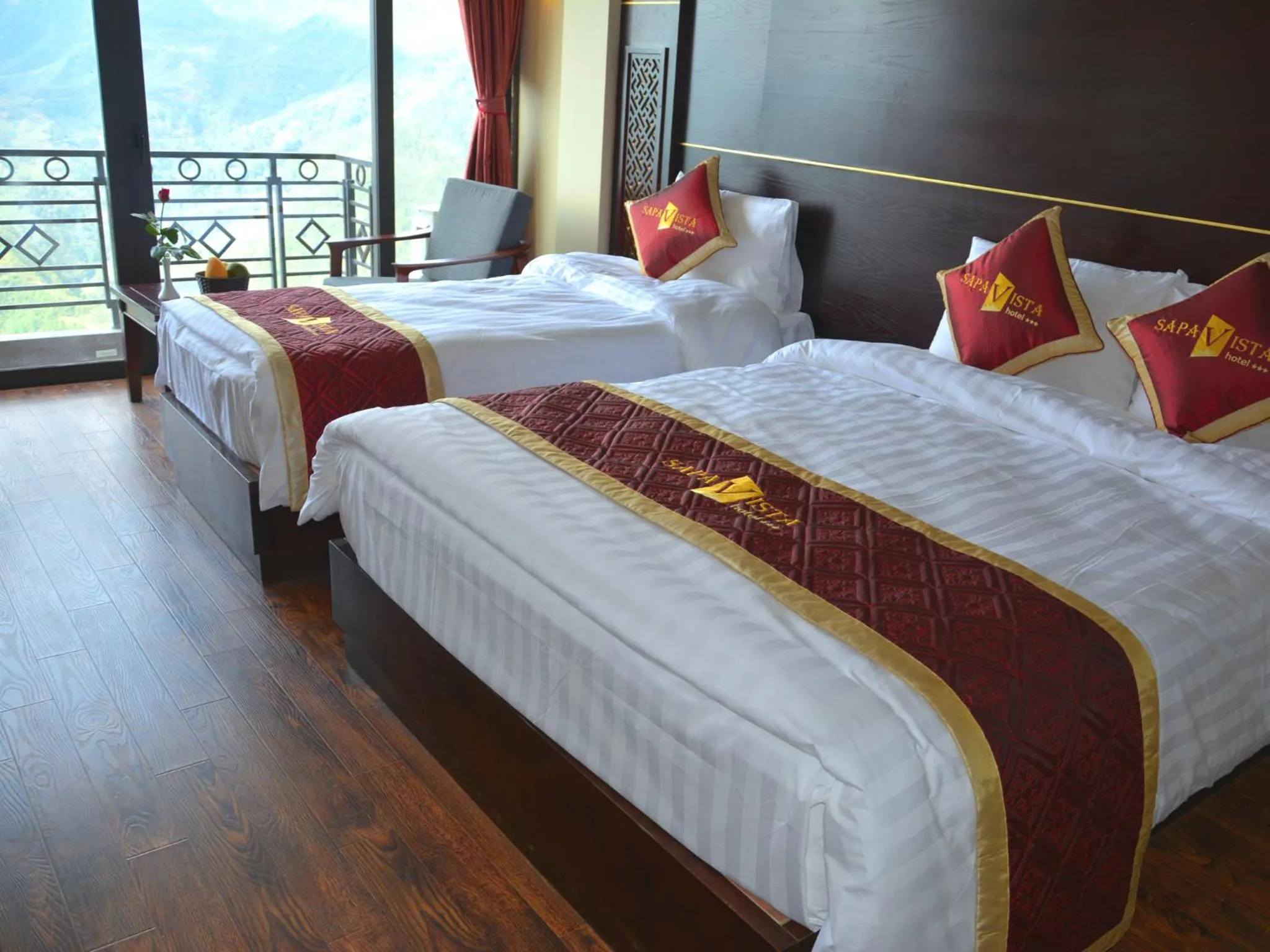 Balcony/Terrace, Bed in Sapa Vista Hotel