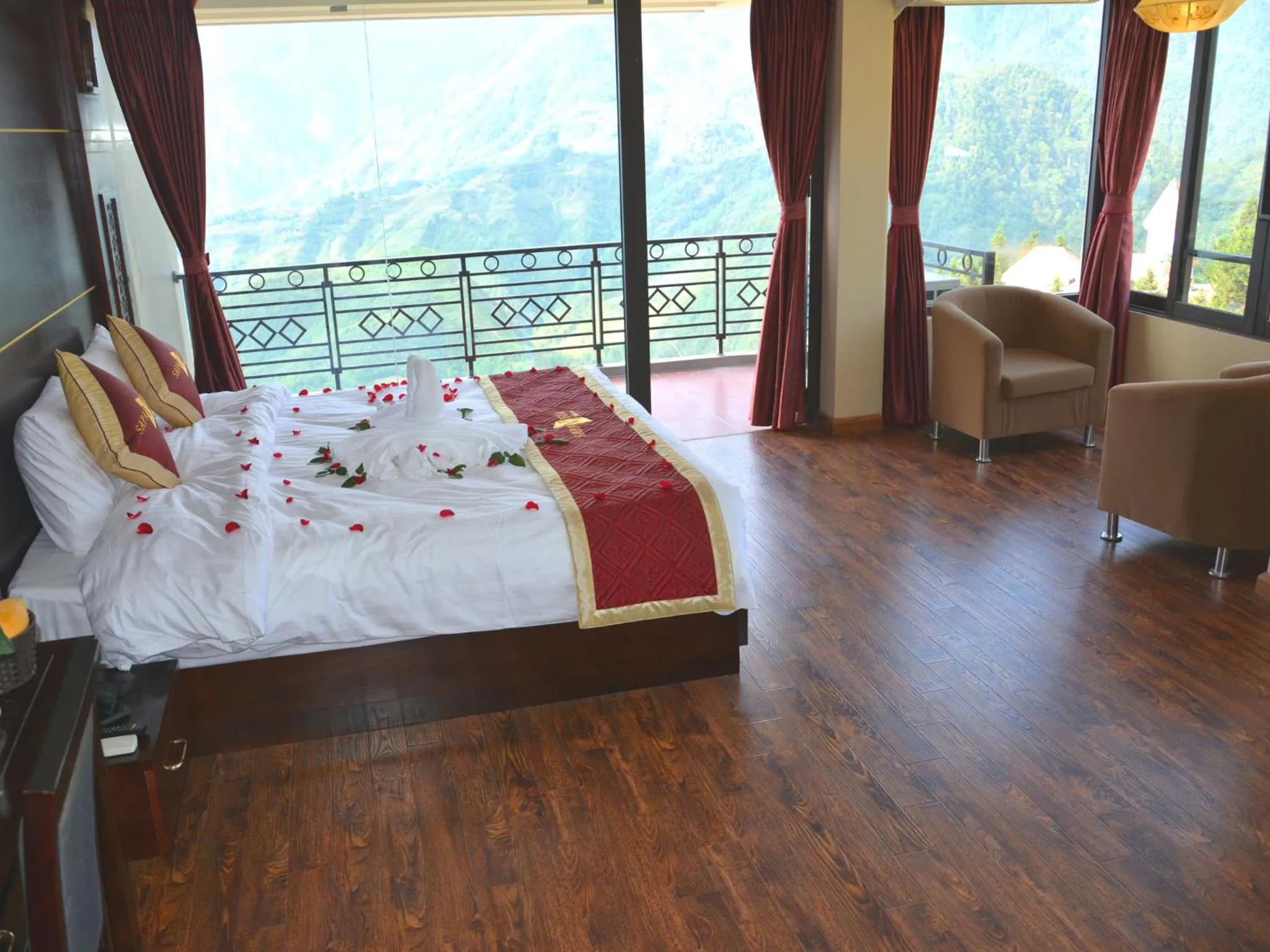 Natural landscape, Bed in Sapa Vista Hotel