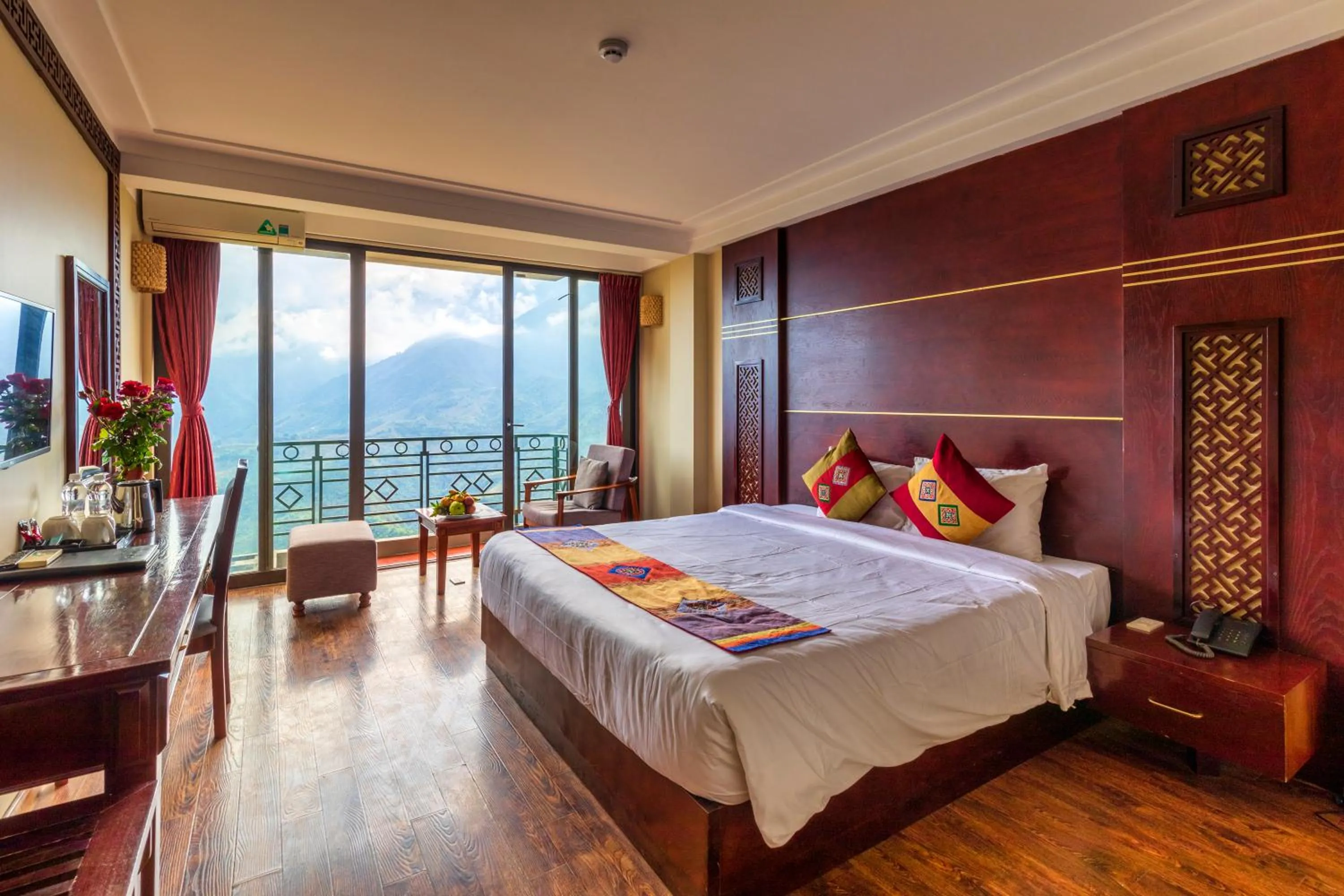 Bed in Sapa Vista Hotel