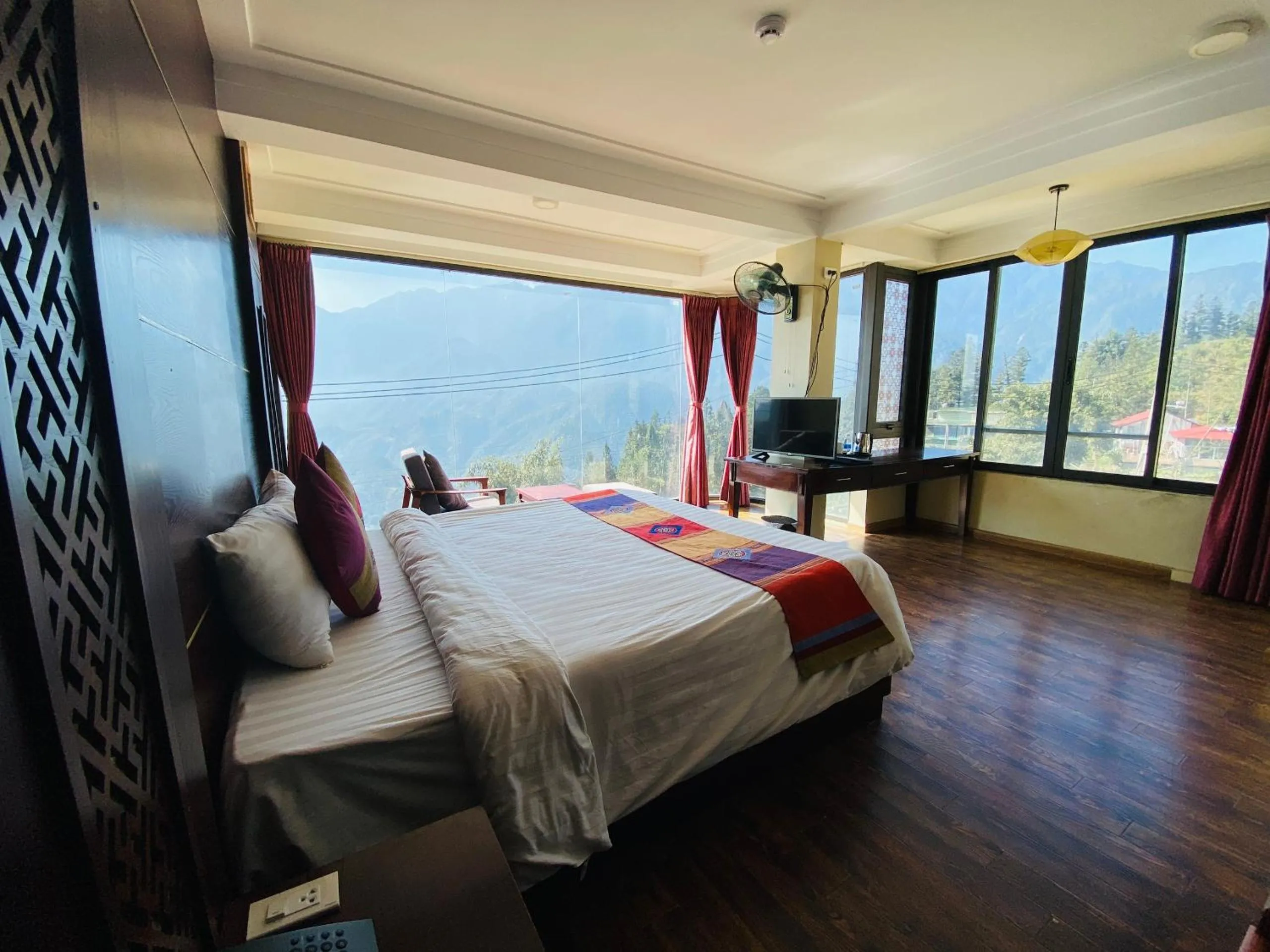 Bed in Sapa Vista Hotel