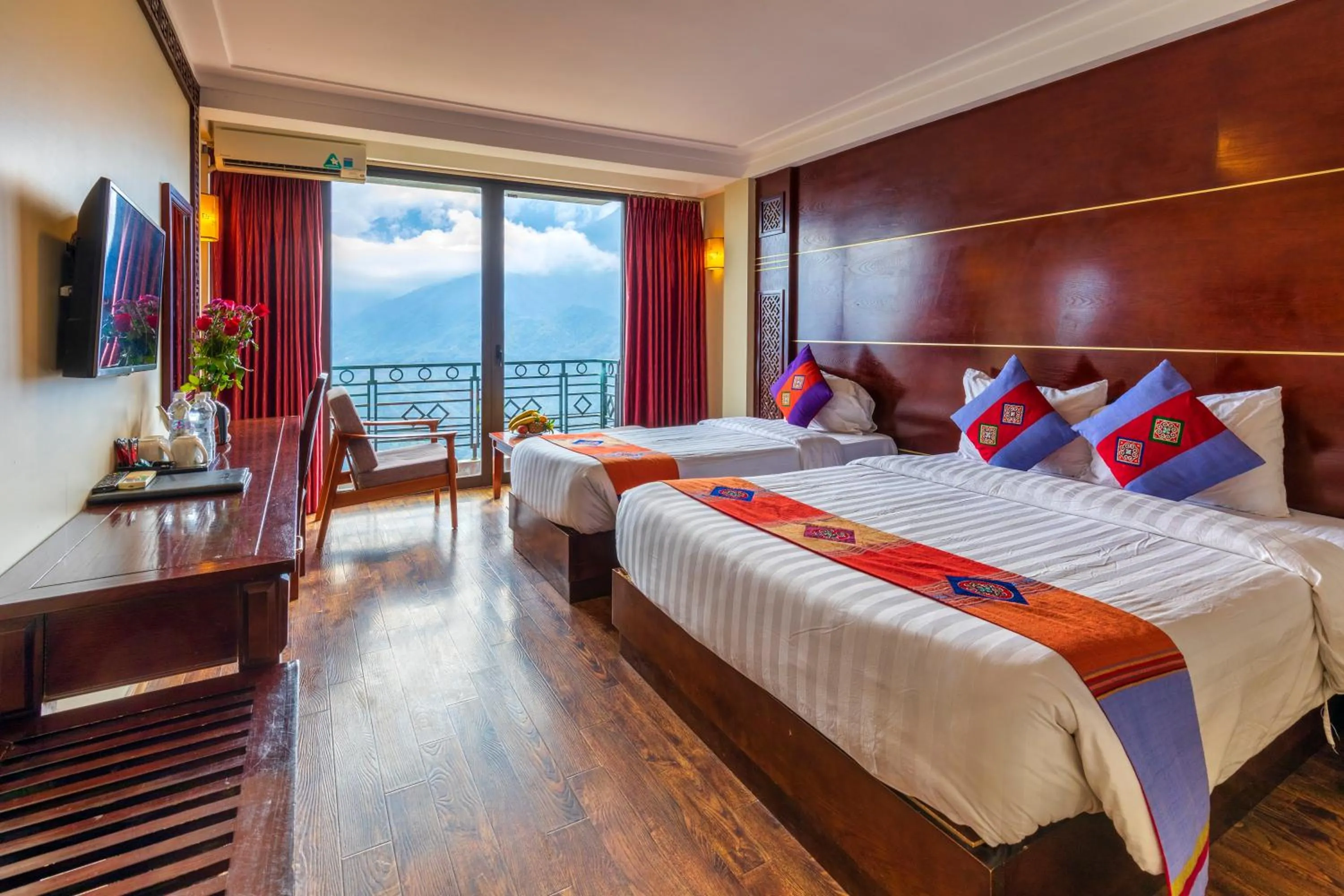 Bed in Sapa Vista Hotel