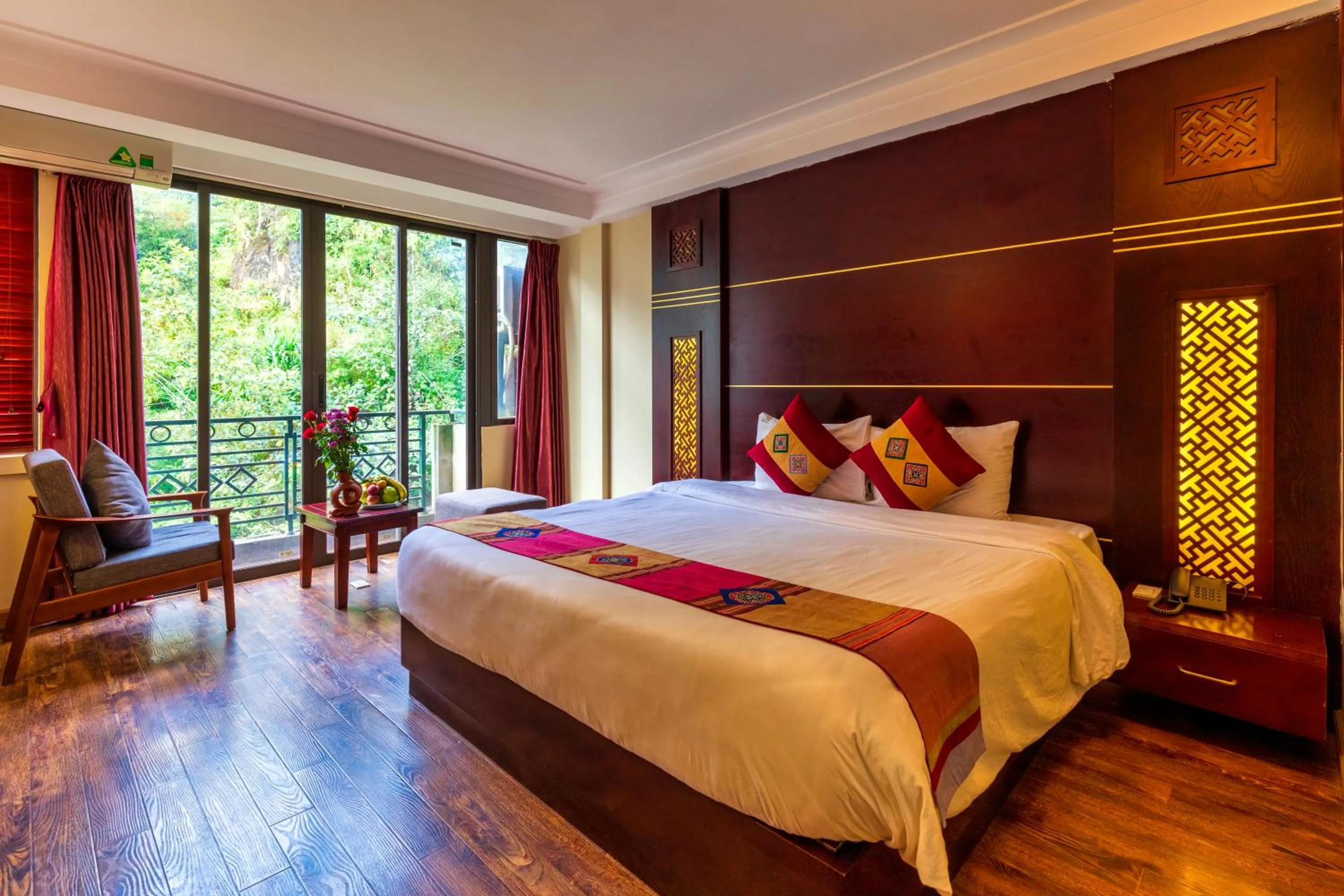 Bed in Sapa Vista Hotel