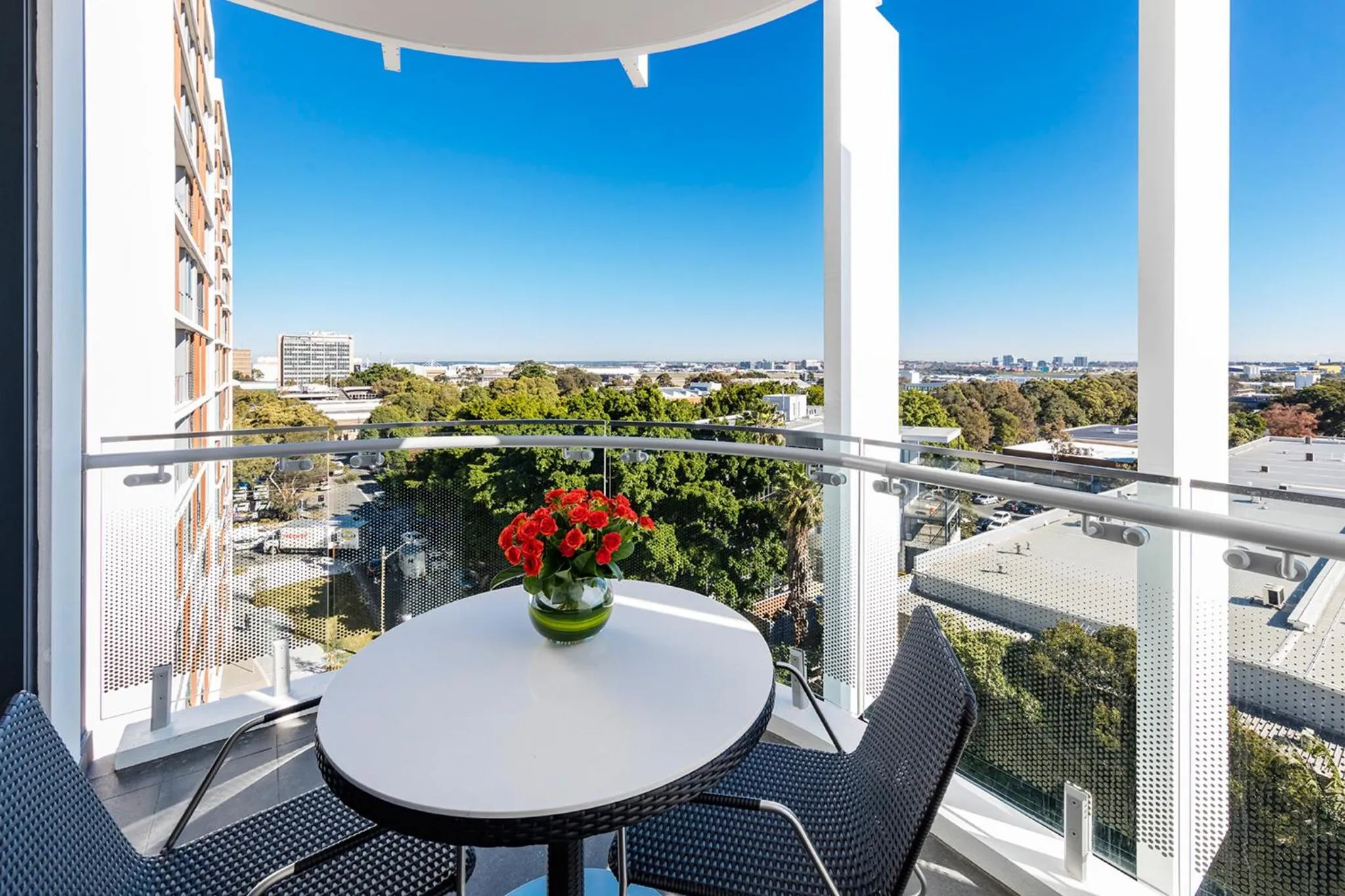 Balcony/Terrace in Meriton Suites Mascot Central