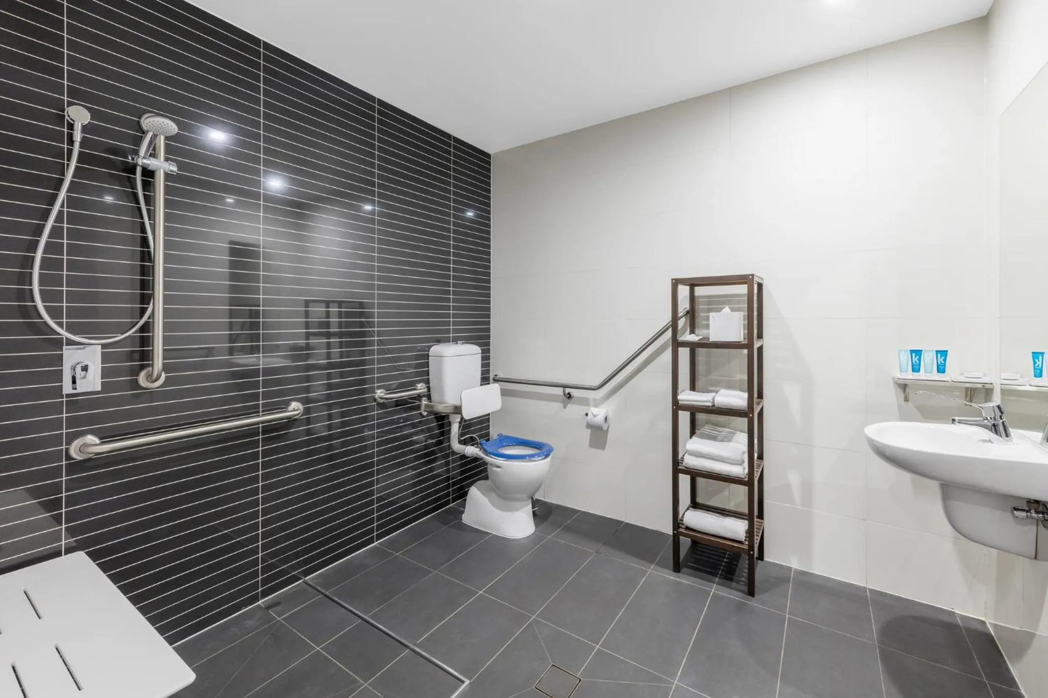 Bathroom in Meriton Suites Mascot Central