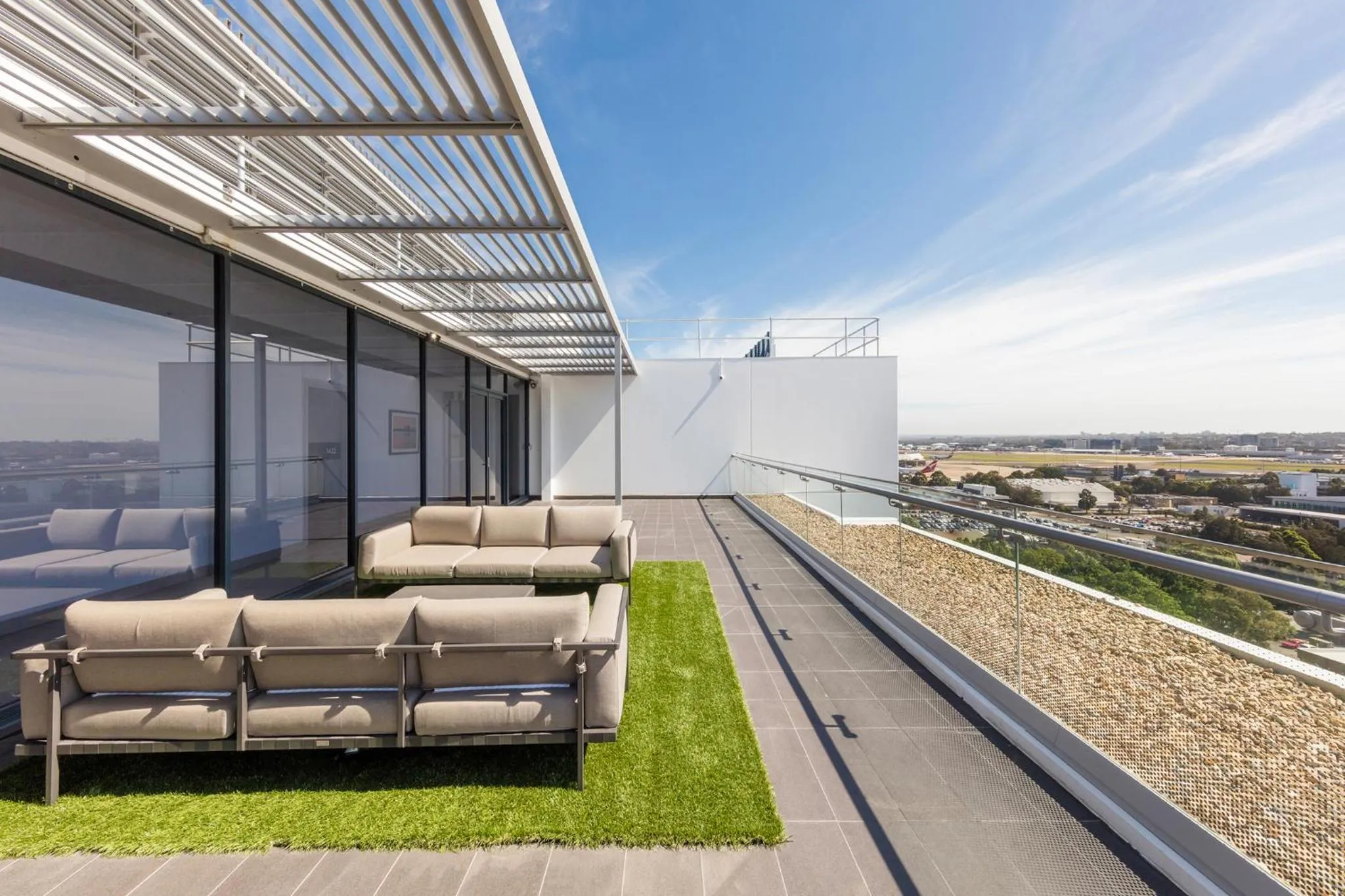 Balcony/Terrace in Meriton Suites Mascot Central