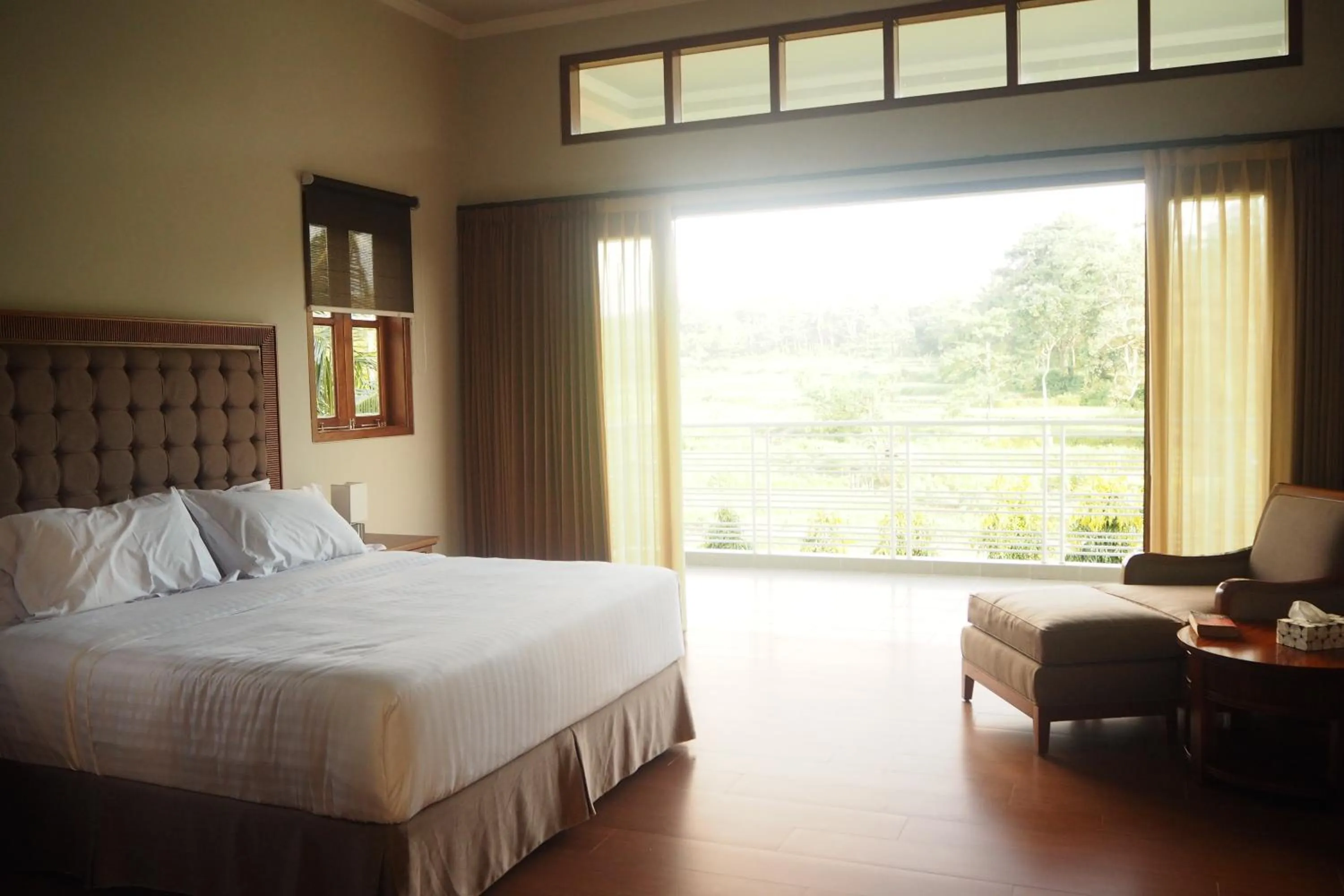 Bedroom, Bed in The Gecho Inn Country