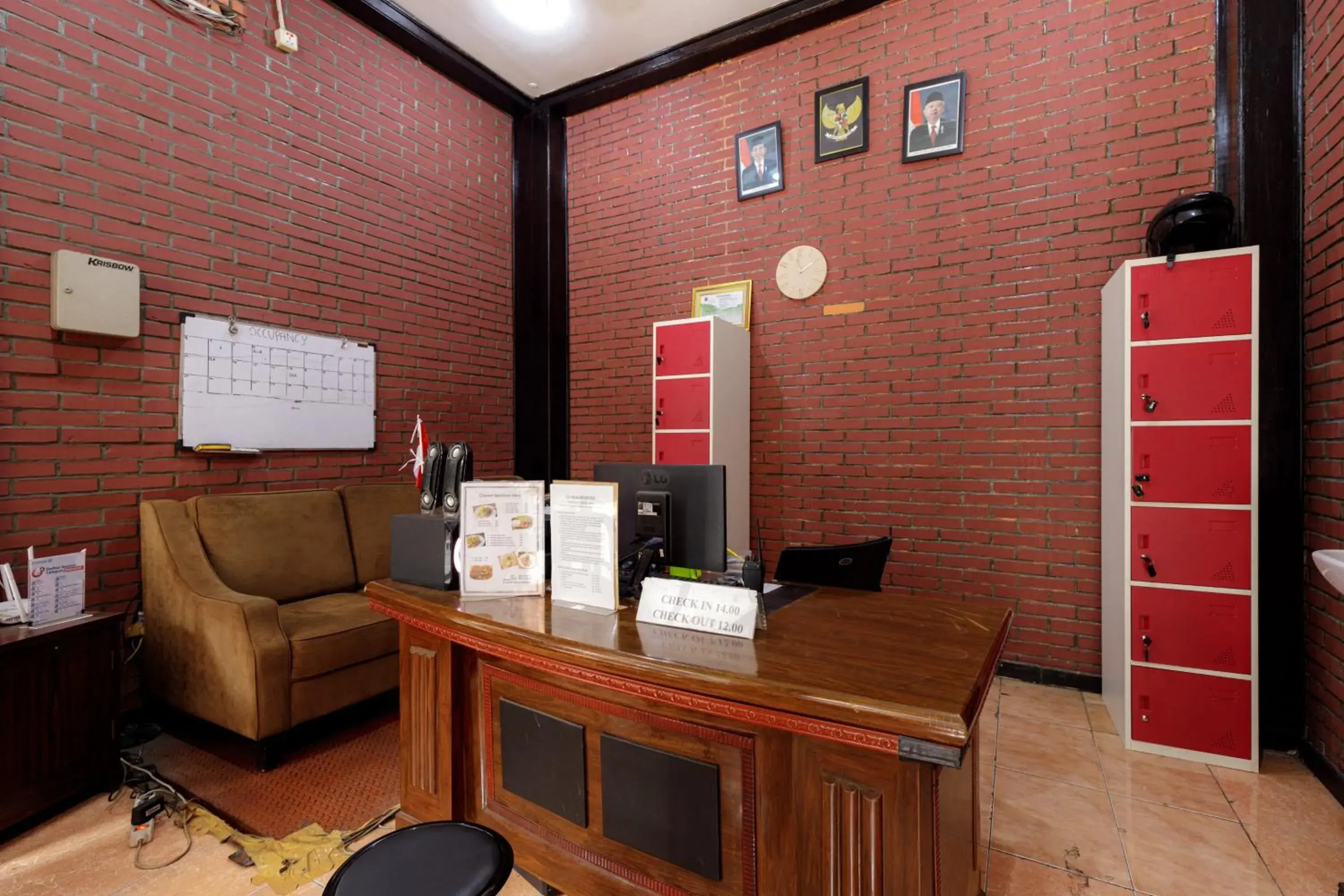 Lobby or reception in RedDoorz @ Cilandak Timur Lobby or reception in RedDoorz @ Cilandak Timur