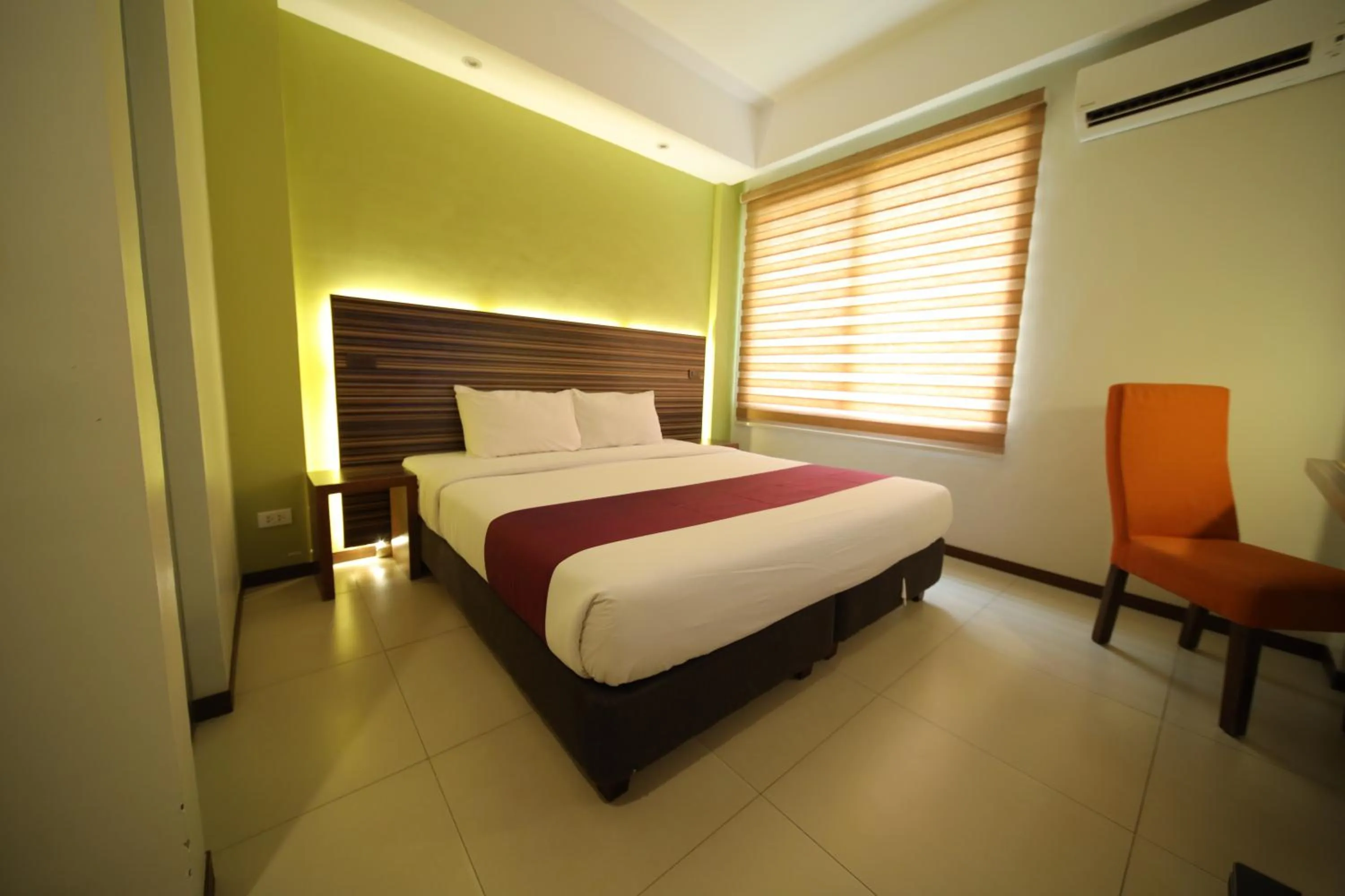 Bed in Abagatan ti Manila