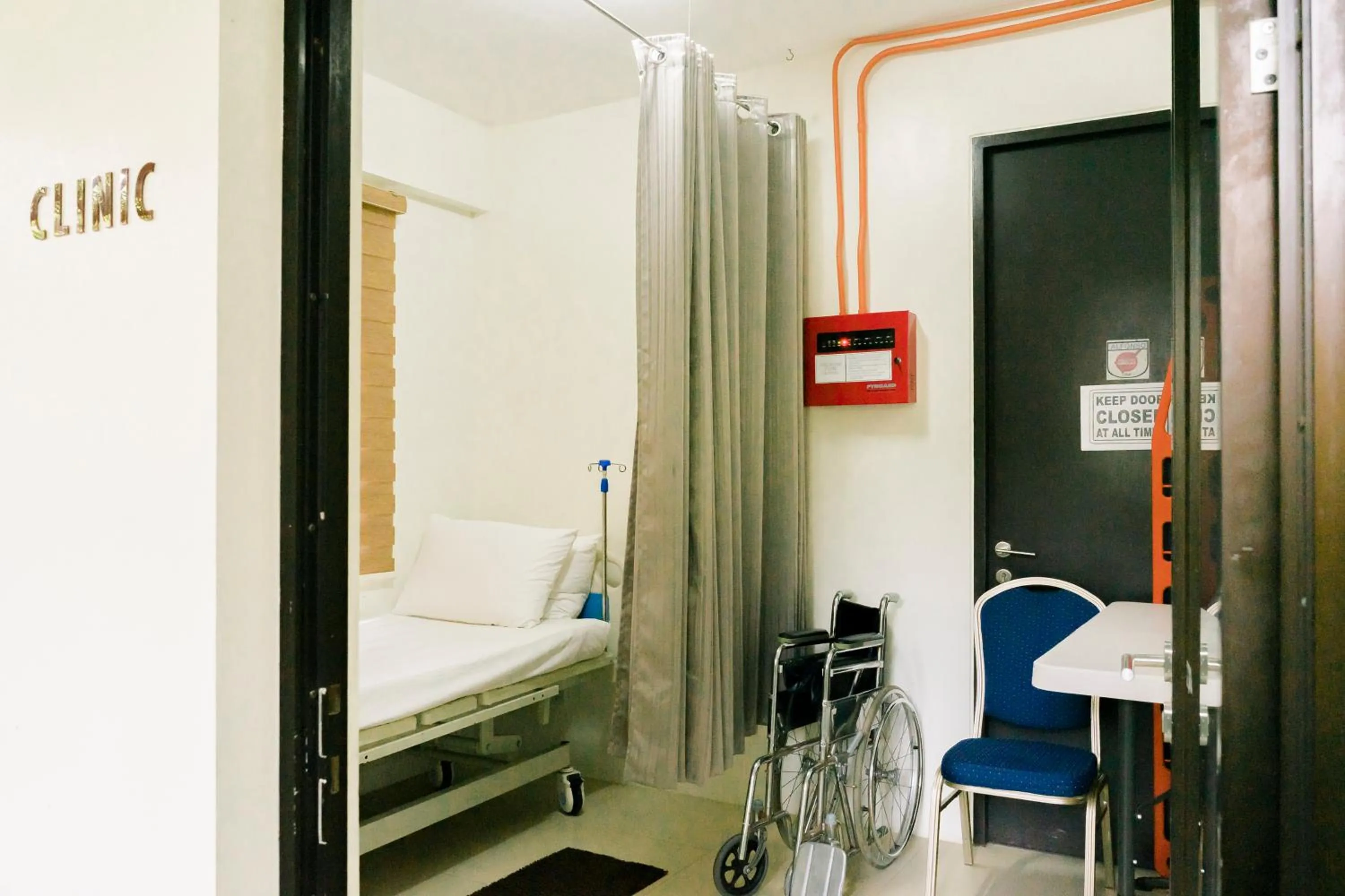 Bed in Abagatan ti Manila