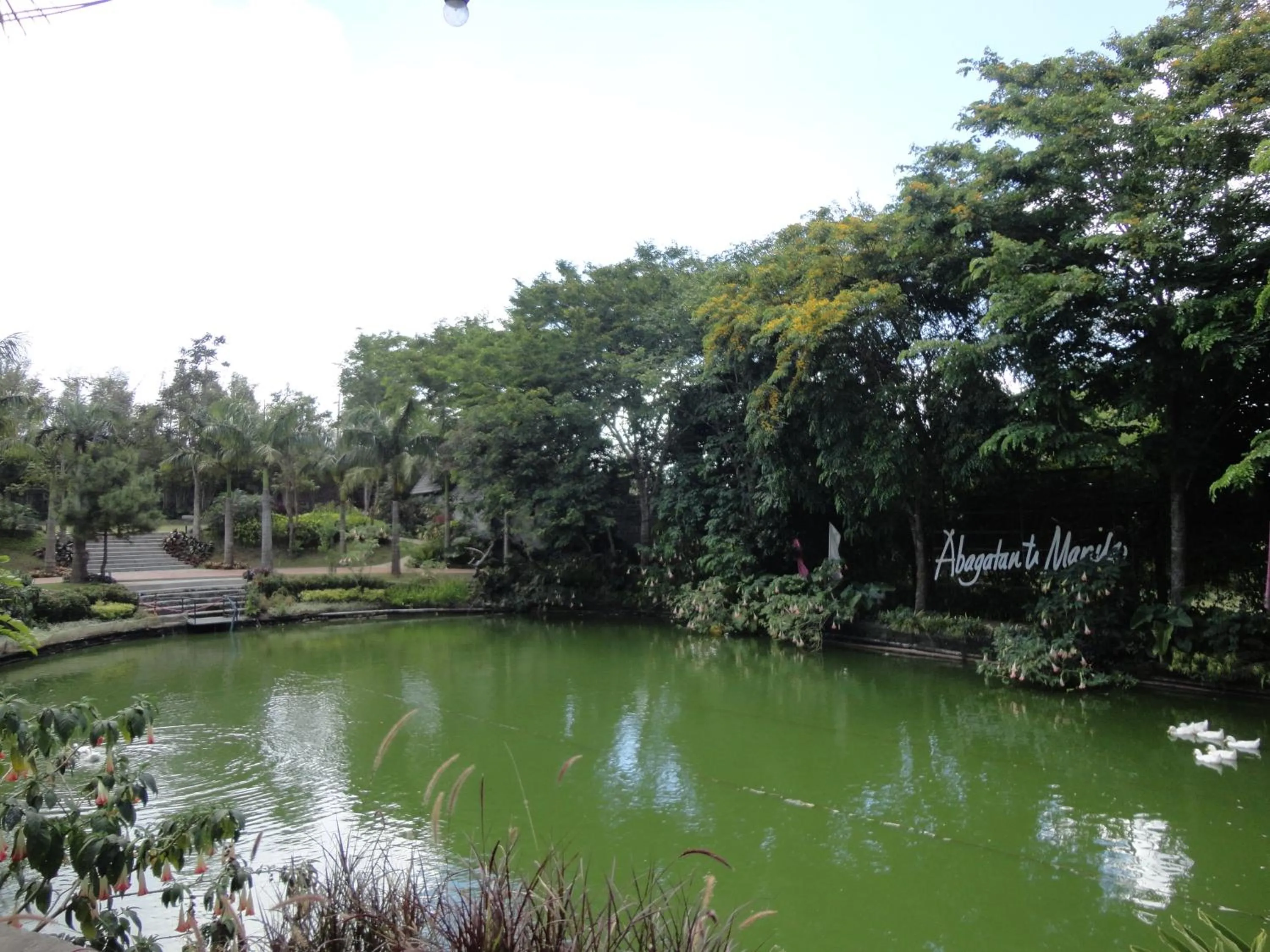 Property building in Abagatan ti Manila