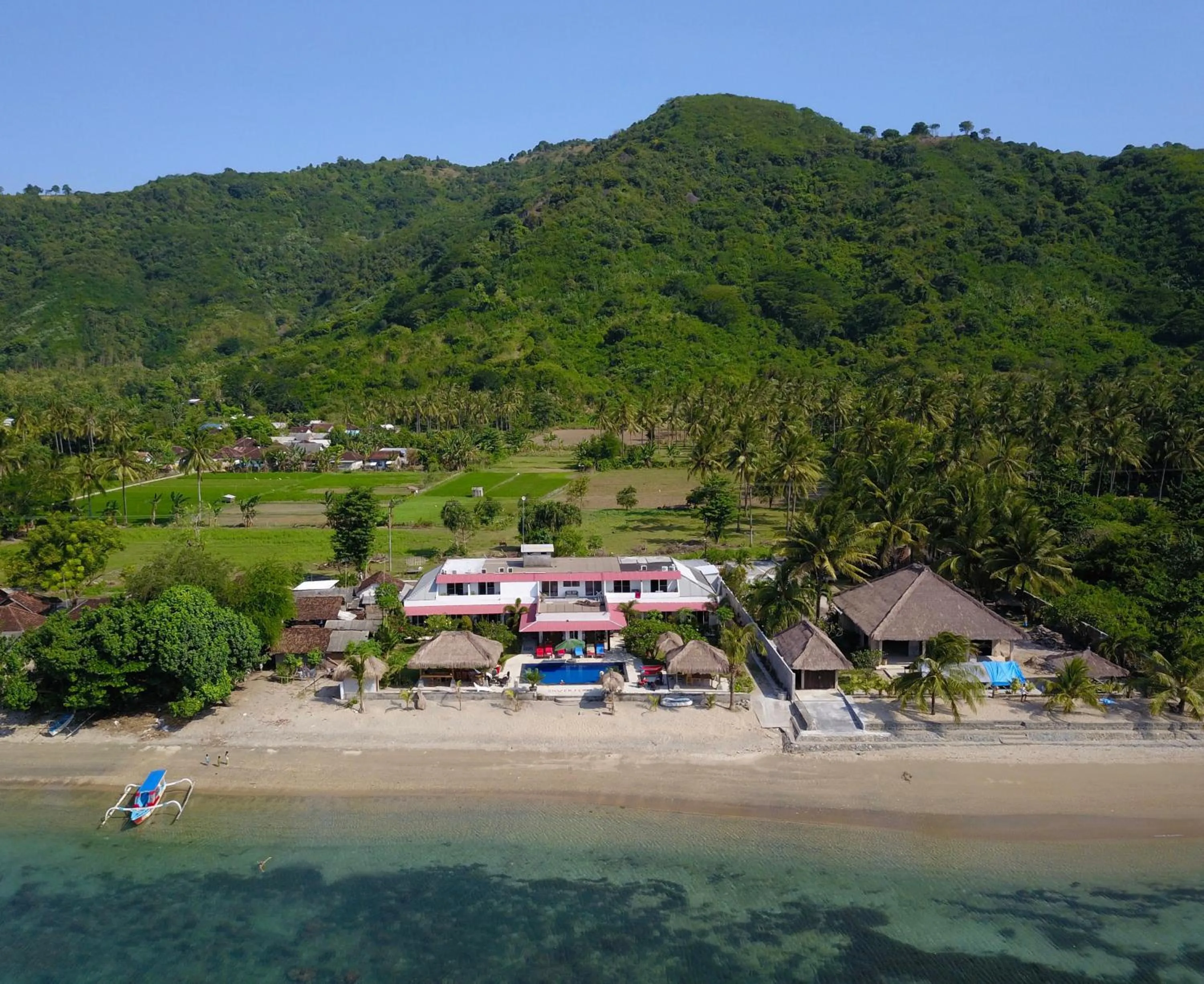 Property building in Silver Fern Beach Retreat