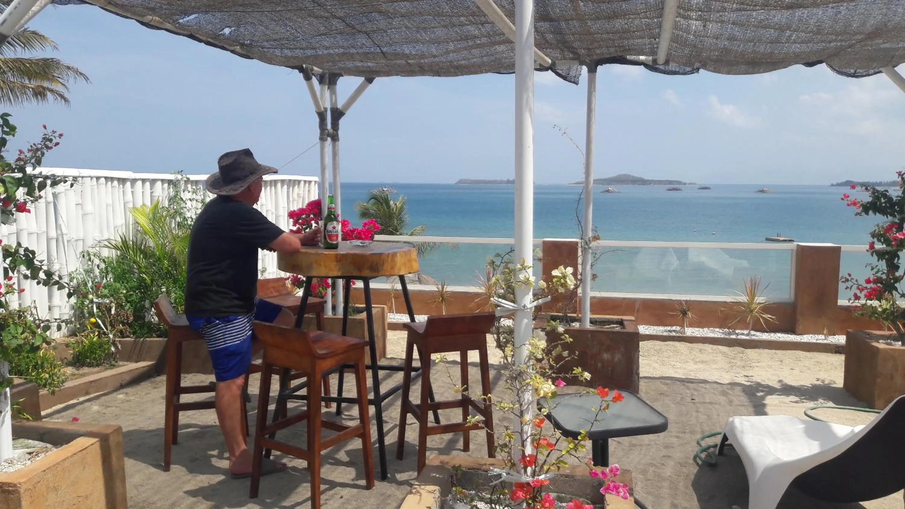 Silver Fern Beach Retreat