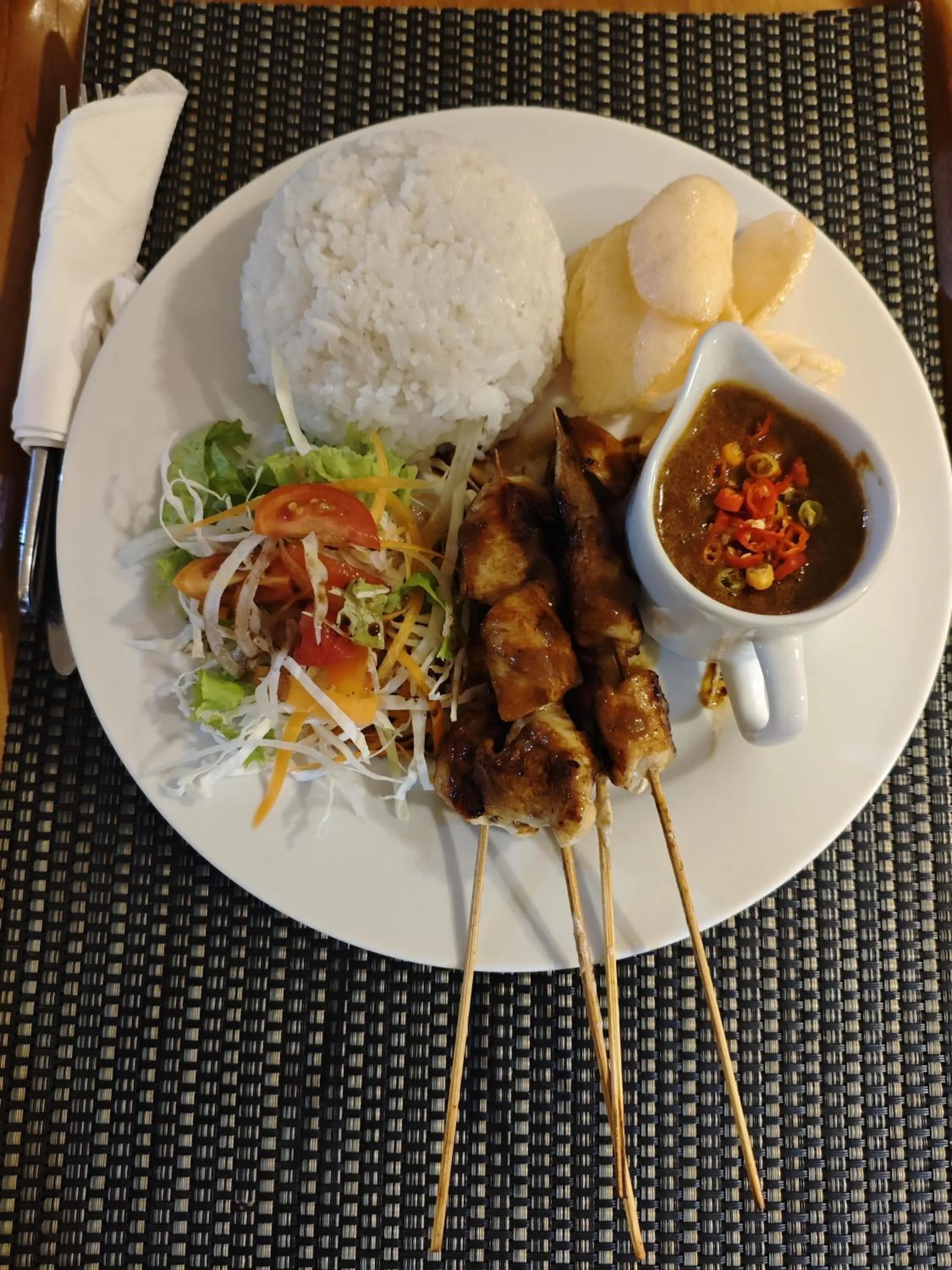 Dinner in Silver Fern Beach Retreat