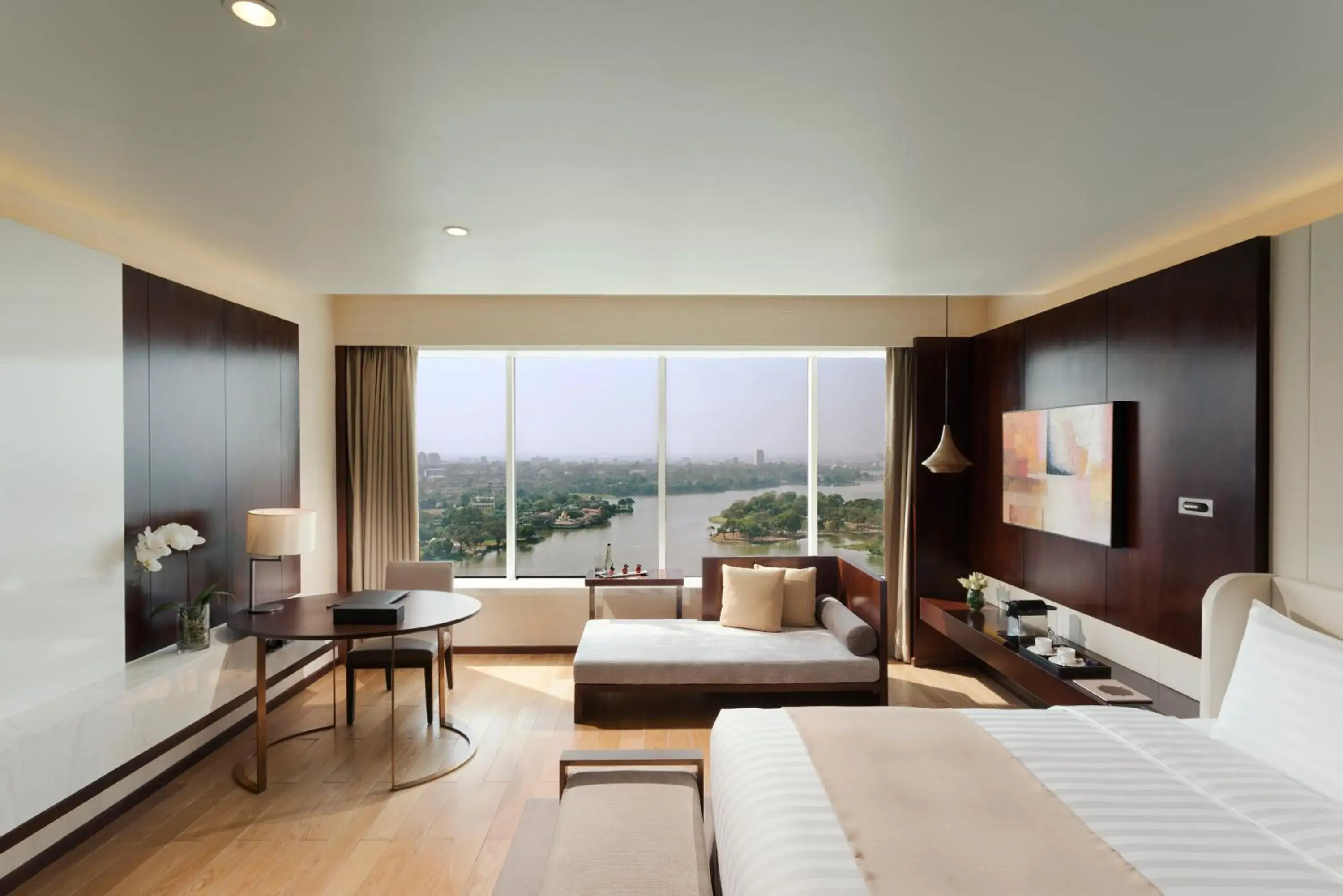 Photo of the whole room, Bed in Melia Yangon Photo of the whole room, Bed in Melia Yangon