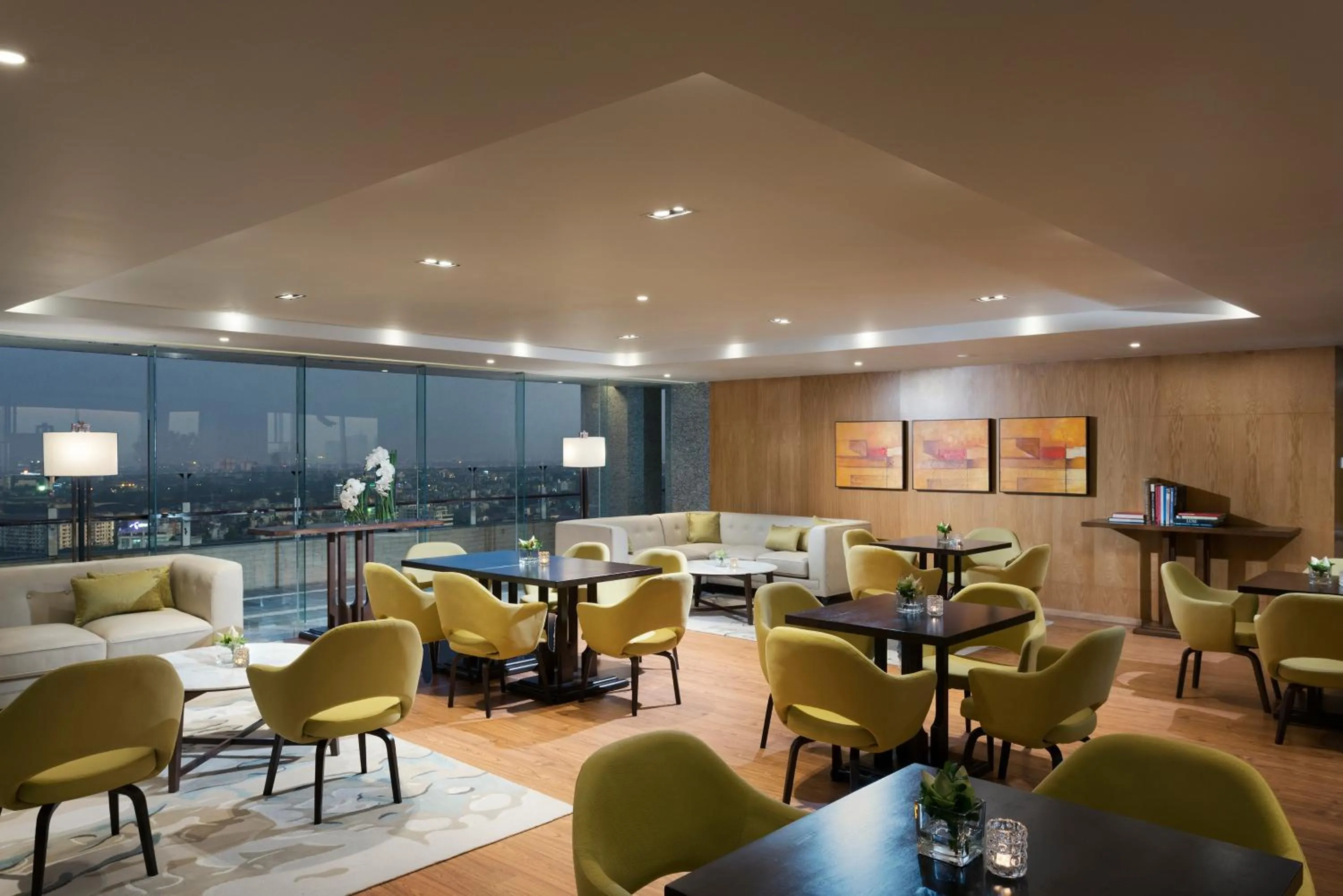 Lounge or bar in Melia Yangon